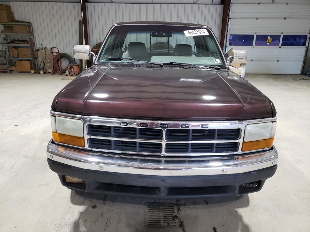 Photo 4 VIN: 1B7GG23X2TS608416 - DODGE DAKOTA 