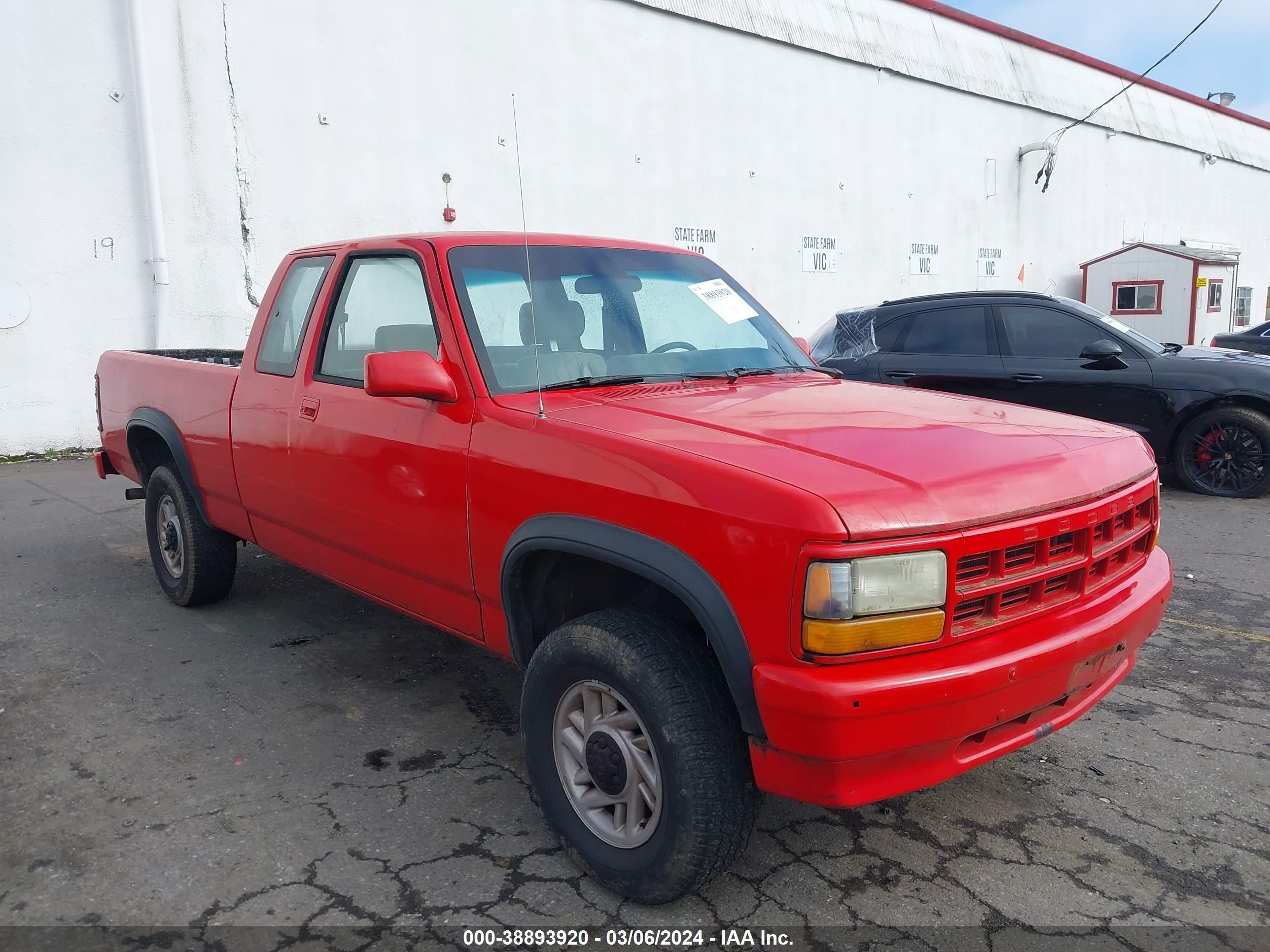 Photo 0 VIN: 1B7GG23X4PS139366 - DODGE DAKOTA 