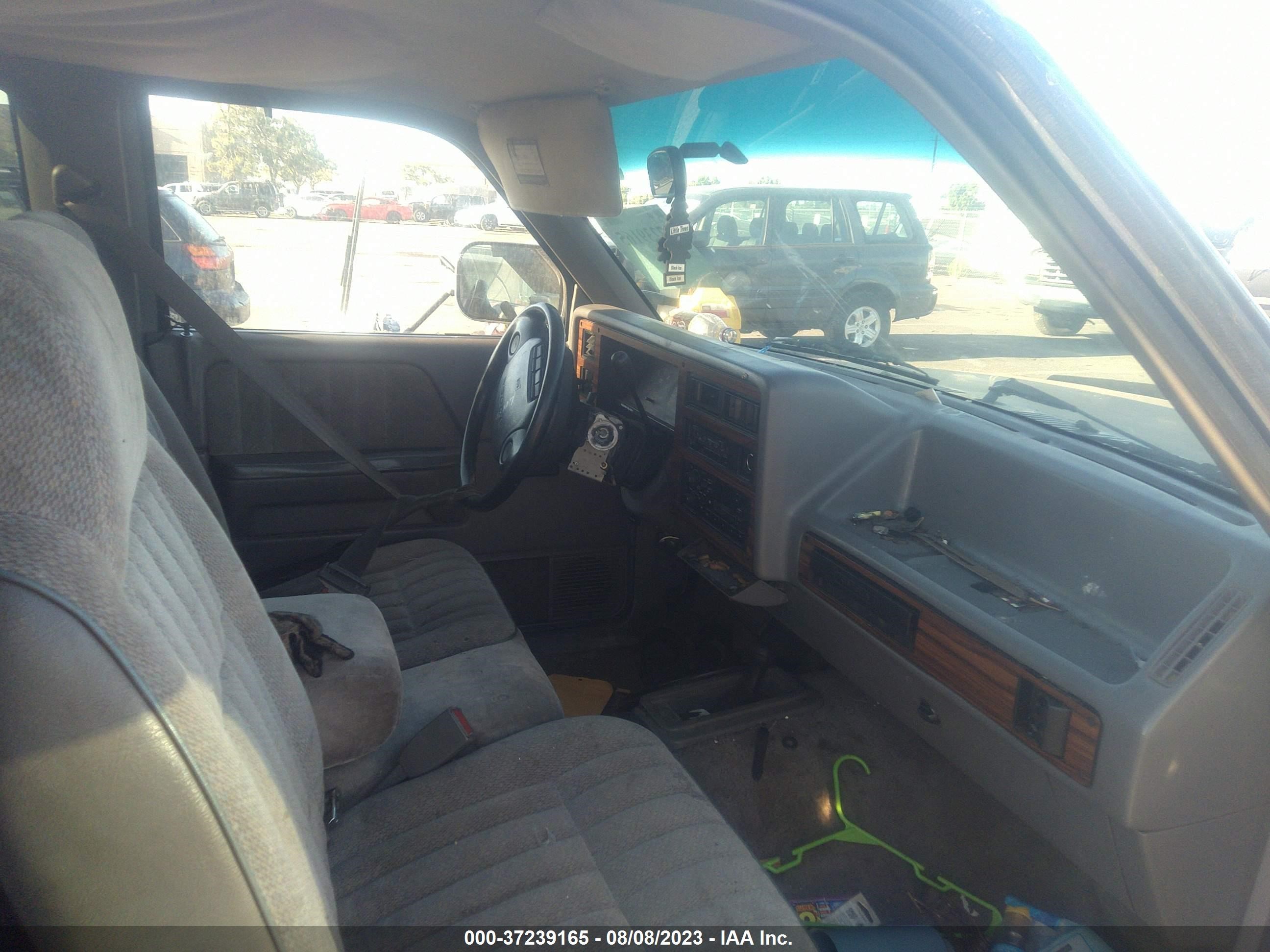 Photo 4 VIN: 1B7GG23Y3RS700295 - DODGE DAKOTA 