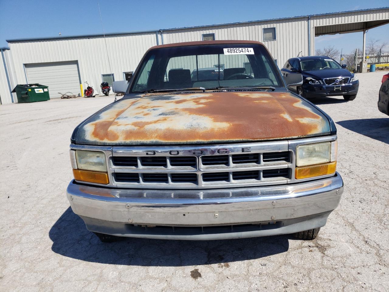 Photo 4 VIN: 1B7GG23Y8PS174016 - DODGE DAKOTA 