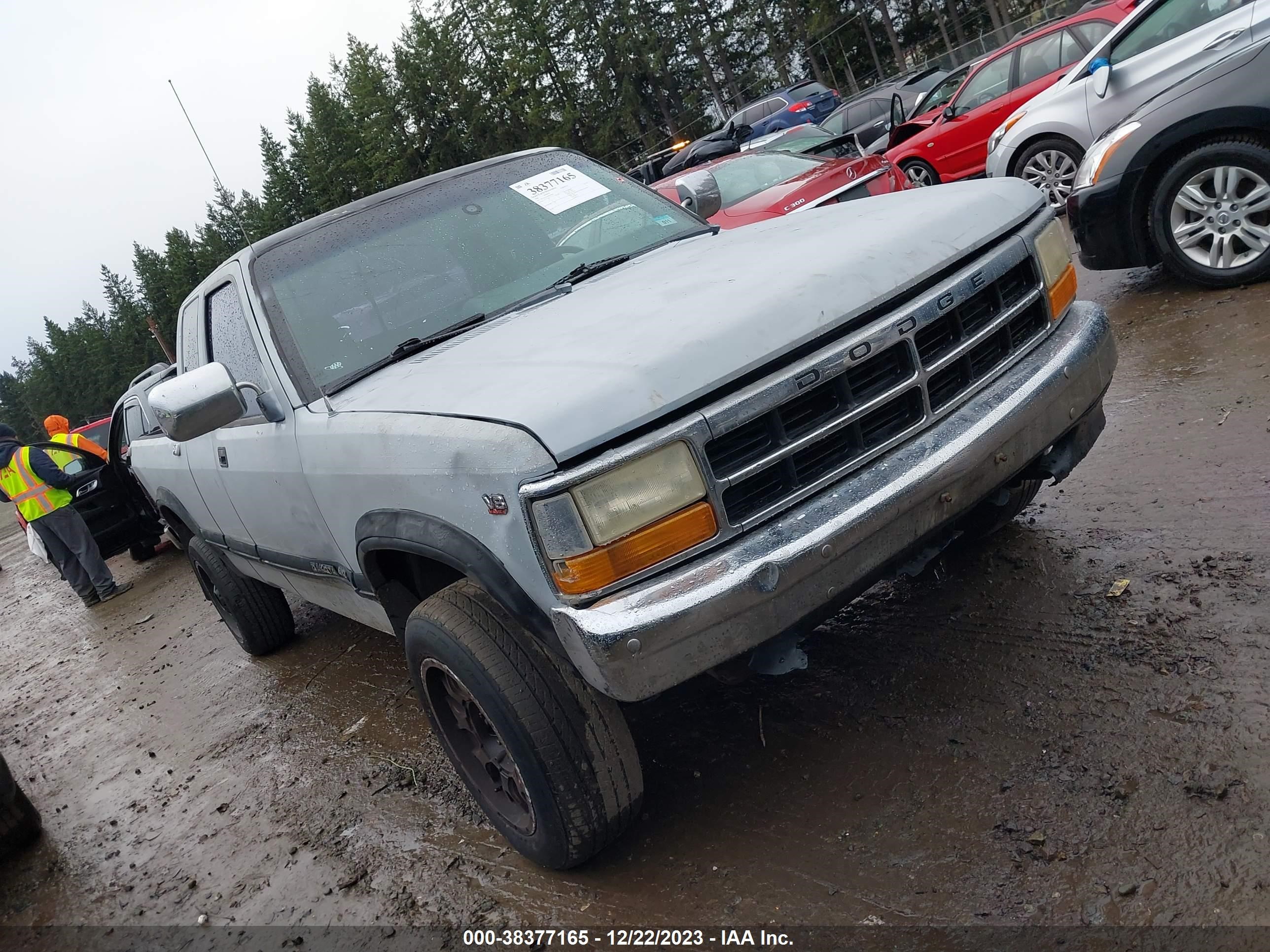 Photo 0 VIN: 1B7GG23YXRS634604 - DODGE DAKOTA 