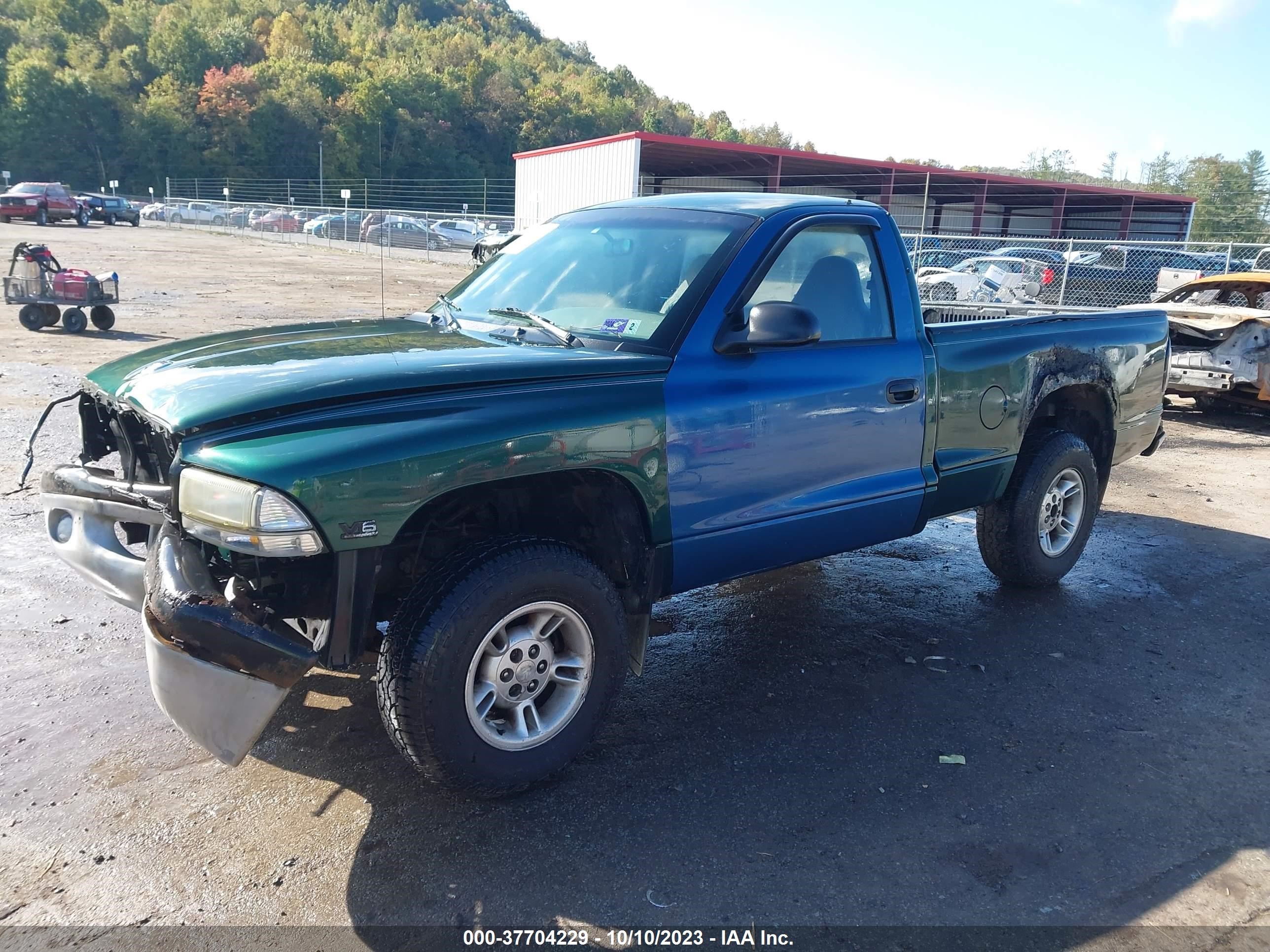 Photo 1 VIN: 1B7GG26X1YS724497 - DODGE DAKOTA 