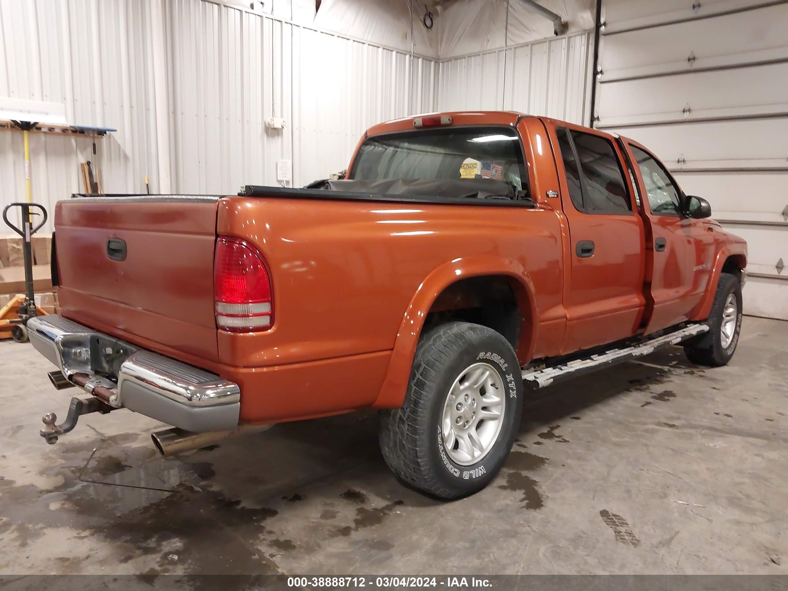 Photo 3 VIN: 1B7GG2AN01S143505 - DODGE DAKOTA 