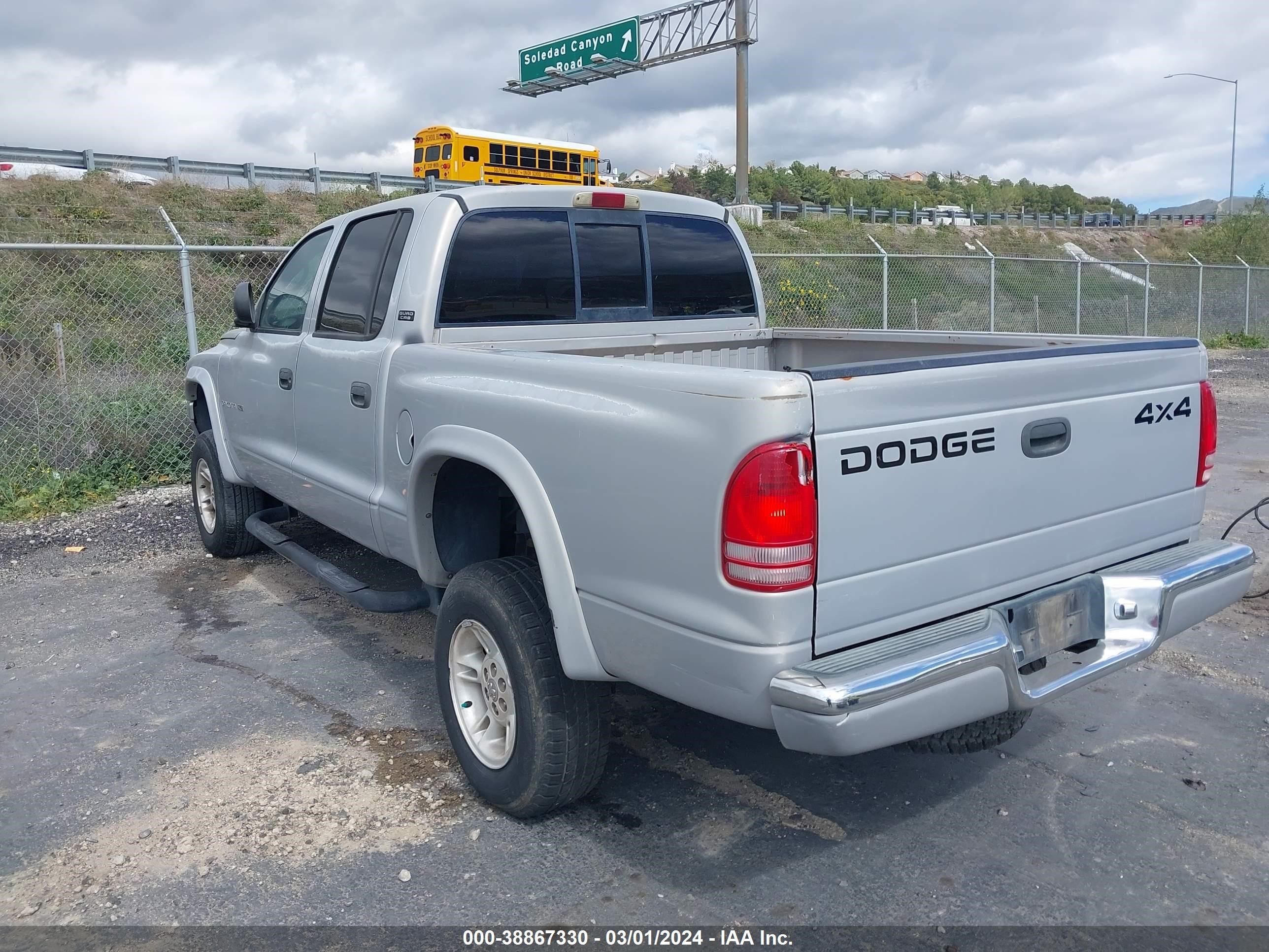 Photo 2 VIN: 1B7GG2AN0YS664184 - DODGE DAKOTA 