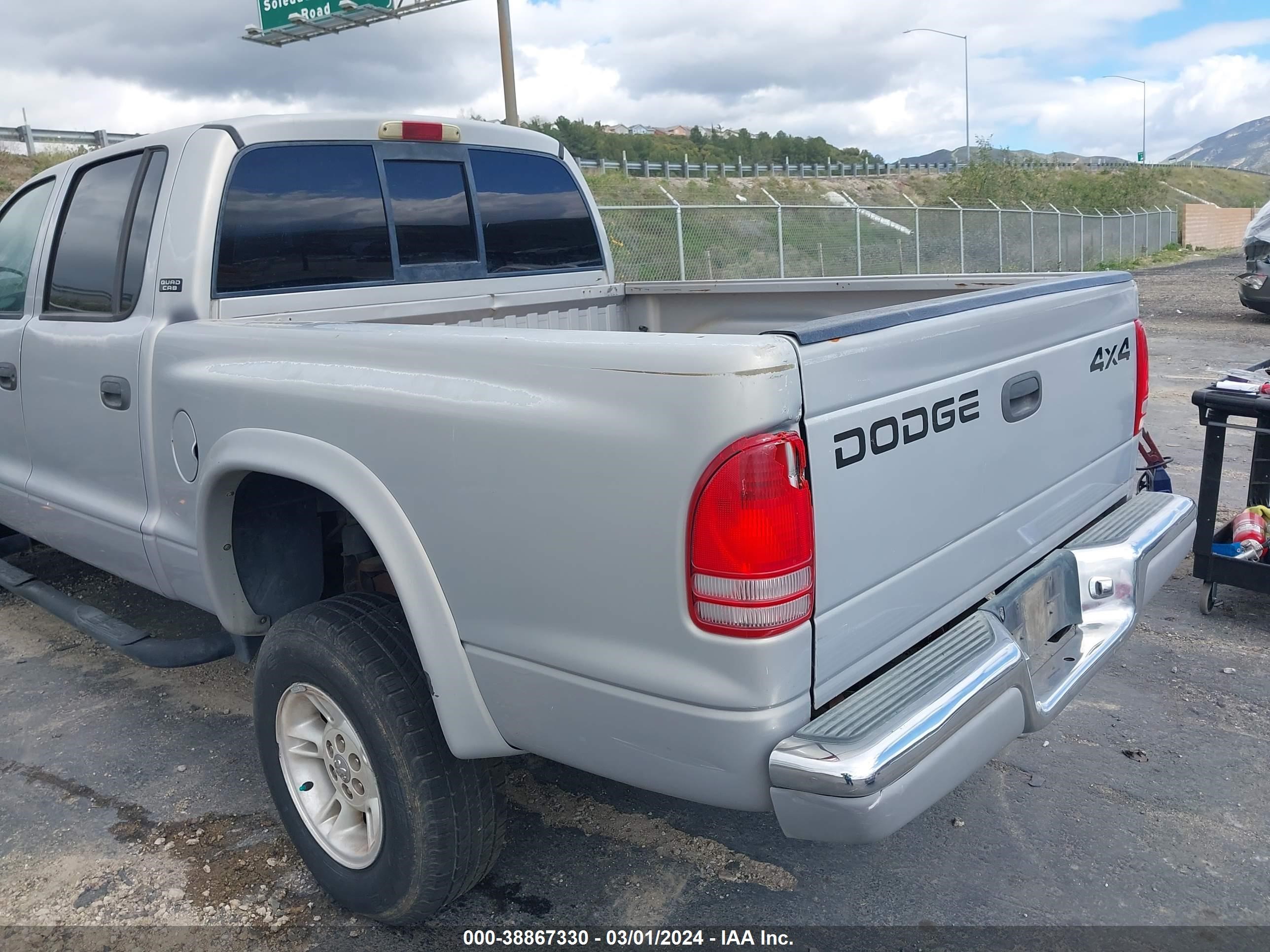 Photo 5 VIN: 1B7GG2AN0YS664184 - DODGE DAKOTA 