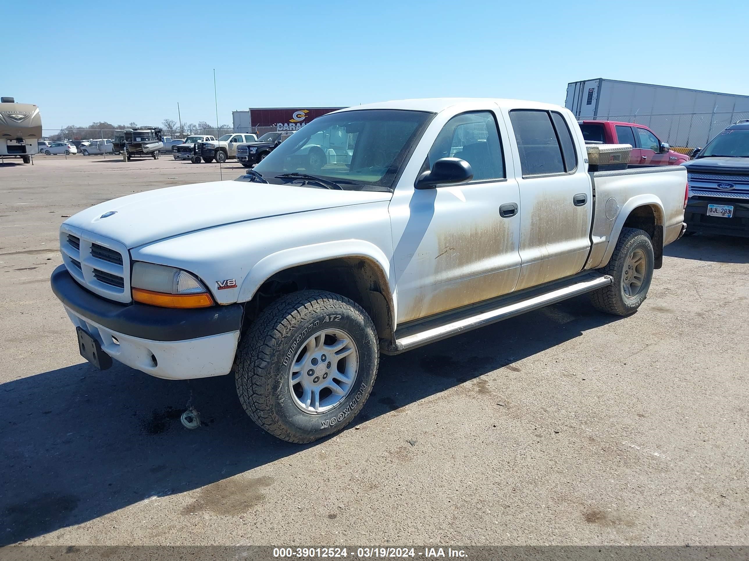 Photo 1 VIN: 1B7GG2AN81S103902 - DODGE DAKOTA 