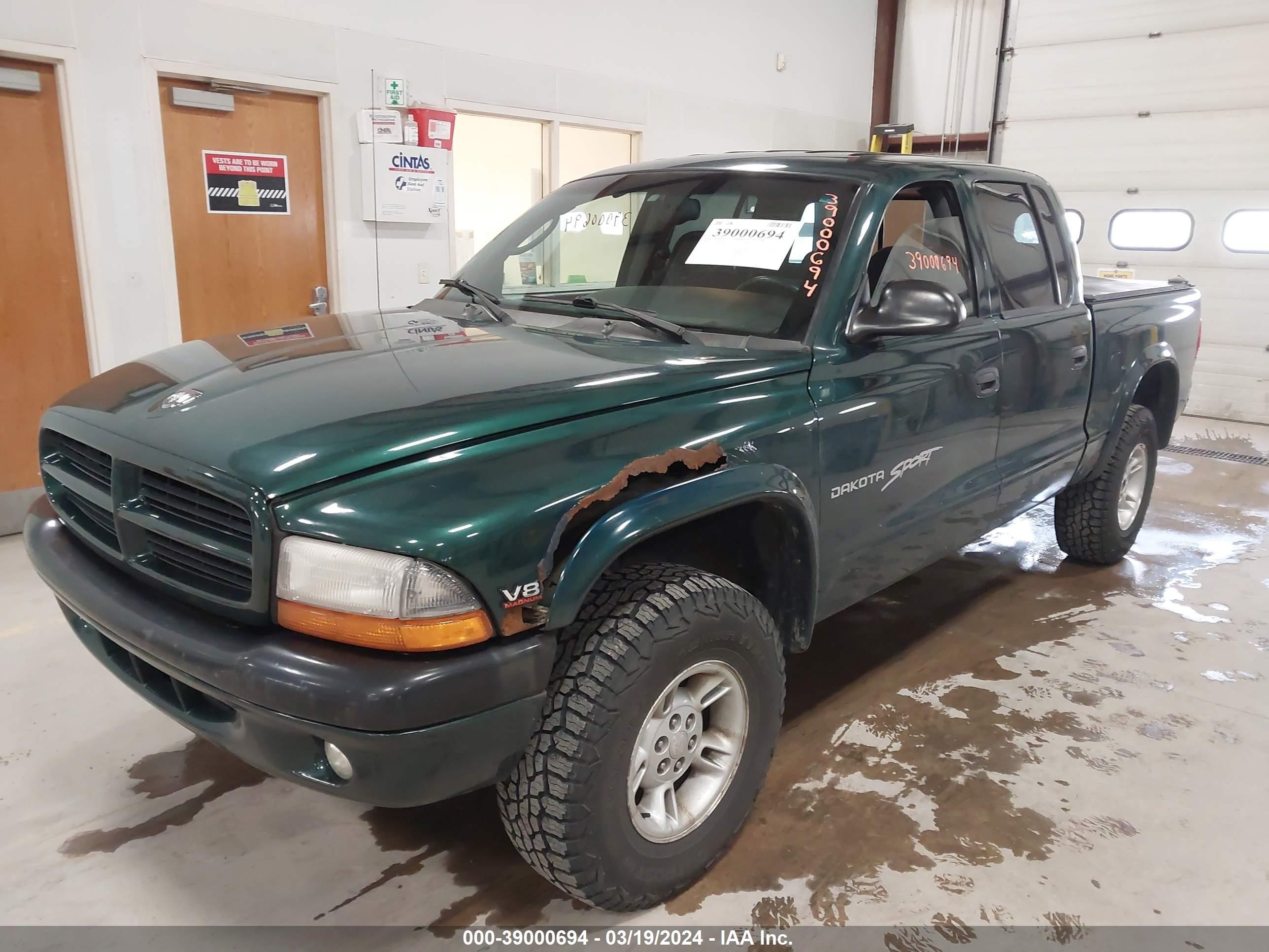 Photo 1 VIN: 1B7GG2AN8YS764985 - DODGE DAKOTA 