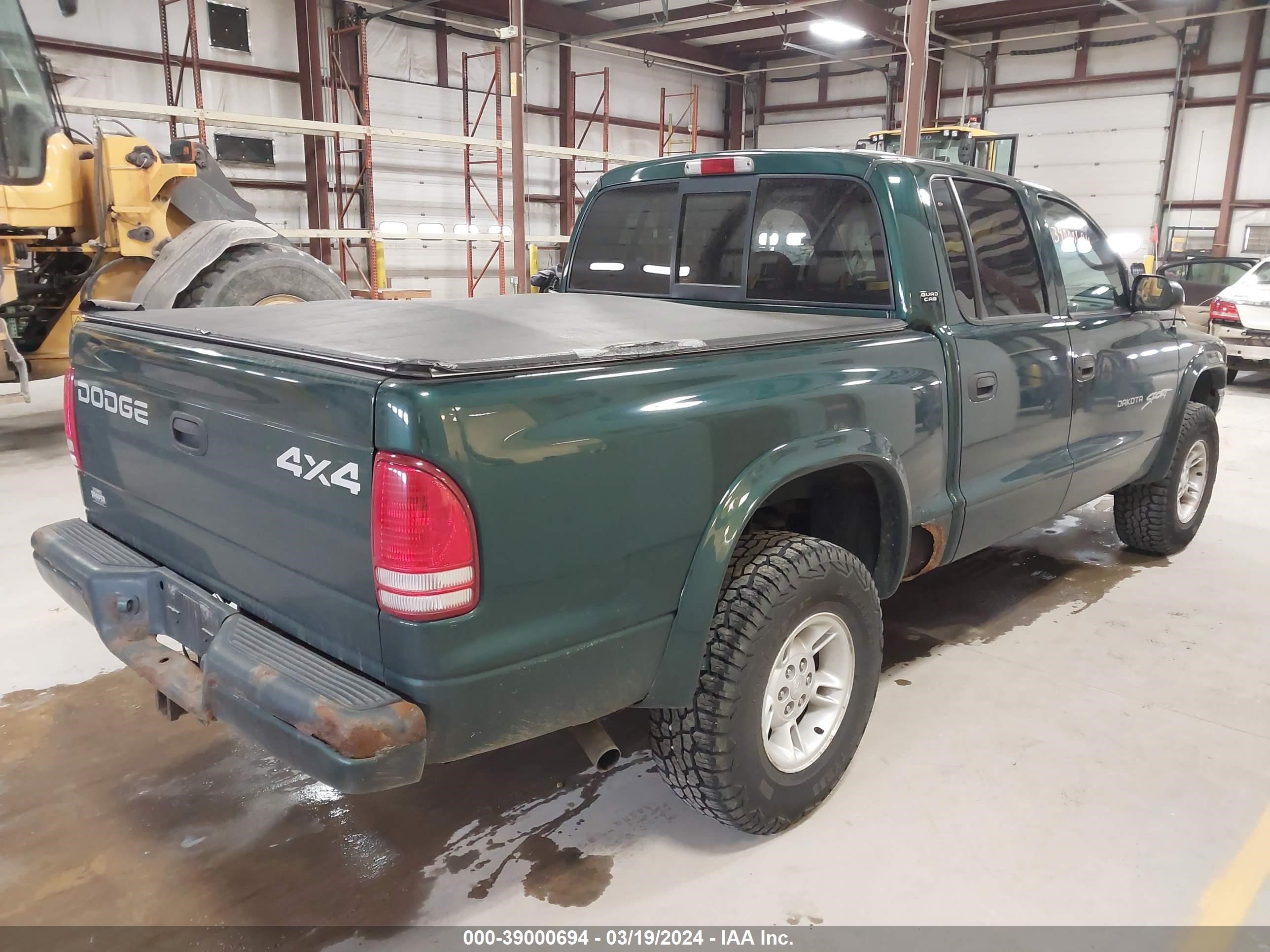 Photo 3 VIN: 1B7GG2AN8YS764985 - DODGE DAKOTA 