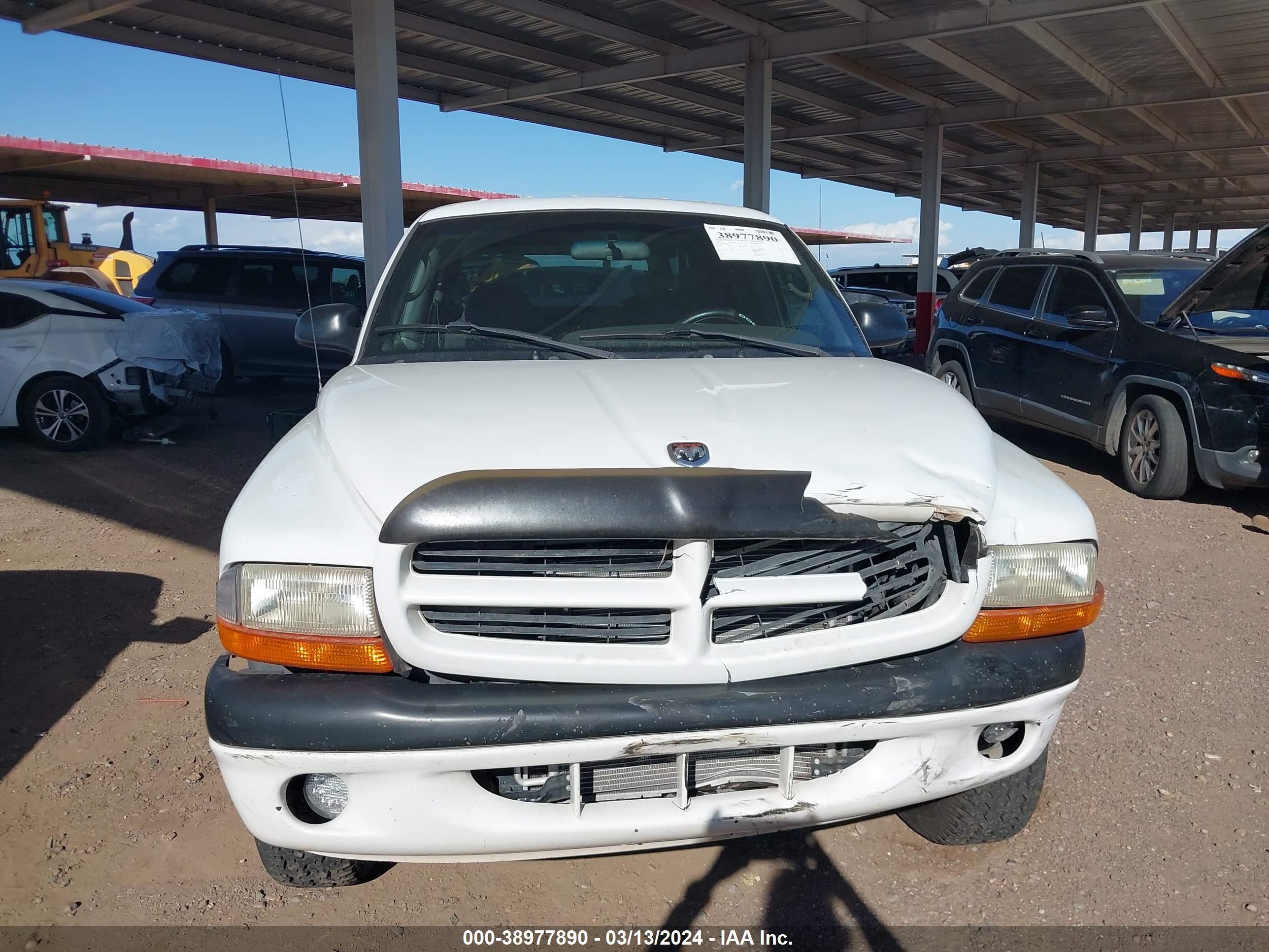 Photo 11 VIN: 1B7GG2AX5YS760555 - DODGE DAKOTA 