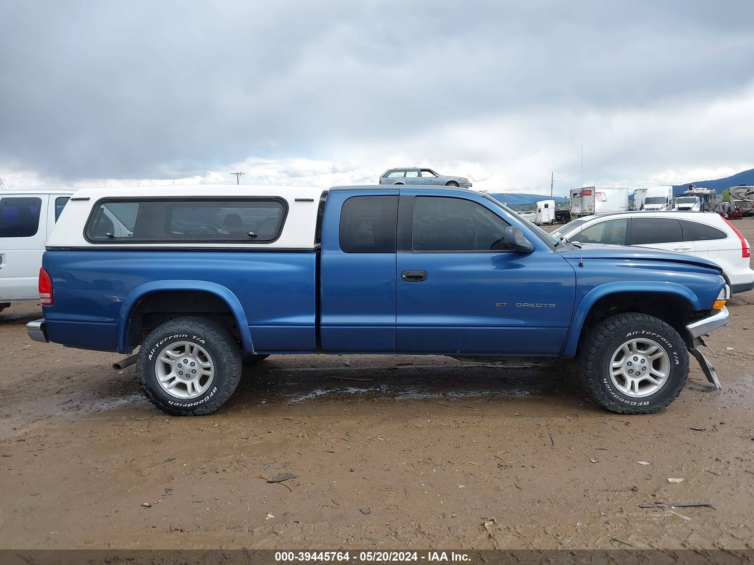 Photo 12 VIN: 1B7GG42X12S663225 - DODGE DAKOTA 