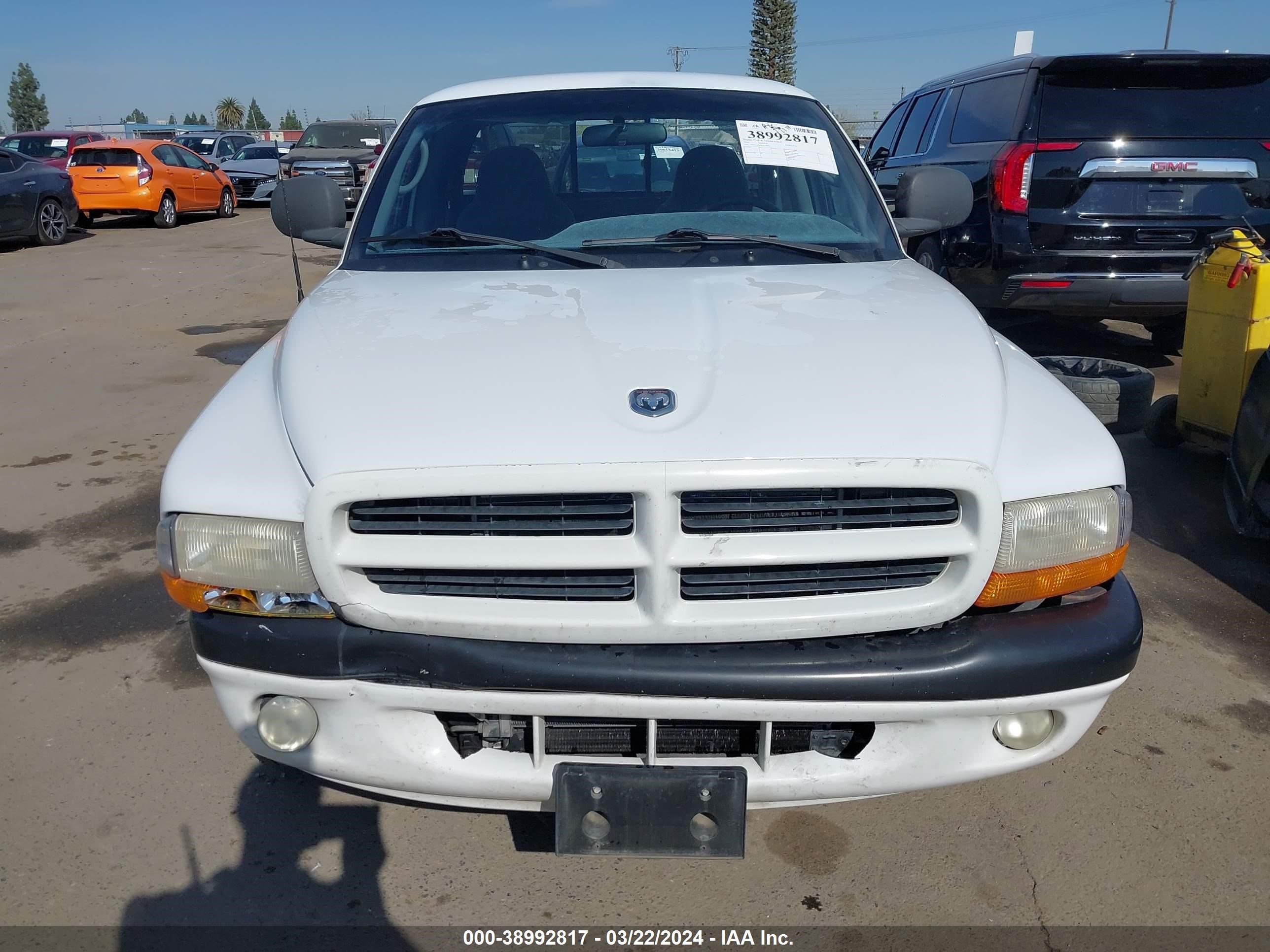 Photo 11 VIN: 1B7GL22N6YS527907 - DODGE DAKOTA 