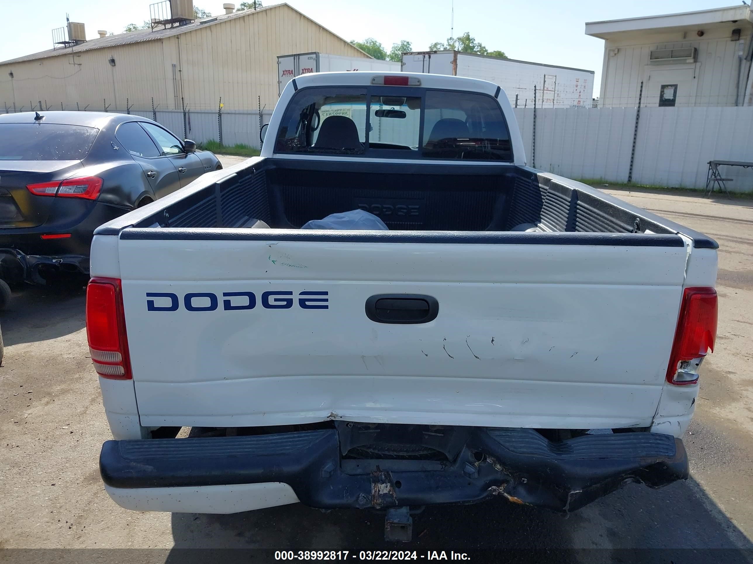 Photo 15 VIN: 1B7GL22N6YS527907 - DODGE DAKOTA 