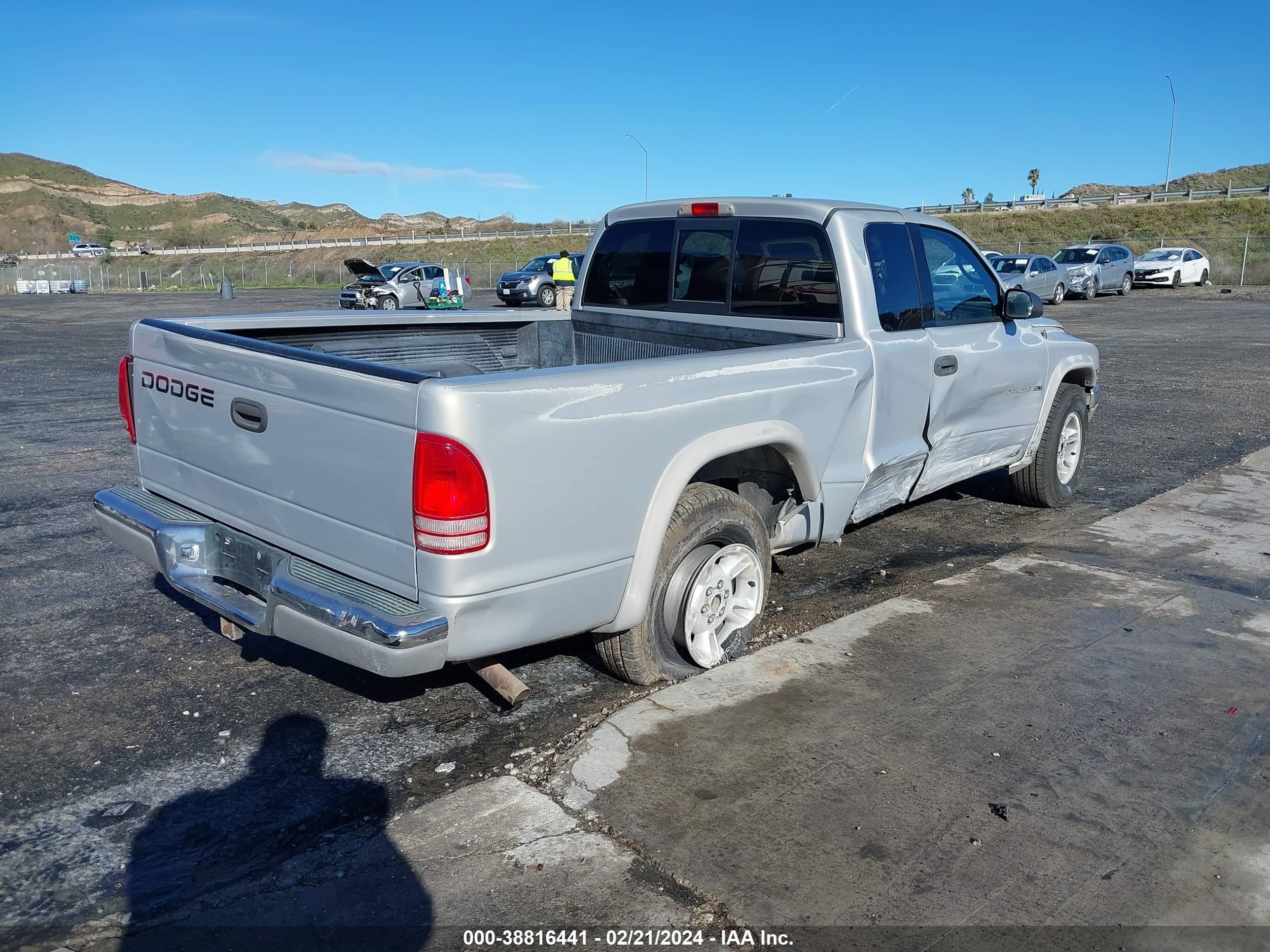 Photo 3 VIN: 1B7GL22N9YS654537 - DODGE DAKOTA 