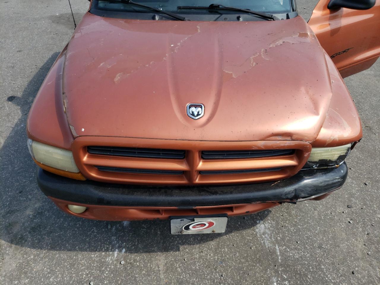 Photo 10 VIN: 1B7GL22N9YS657907 - DODGE DAKOTA 