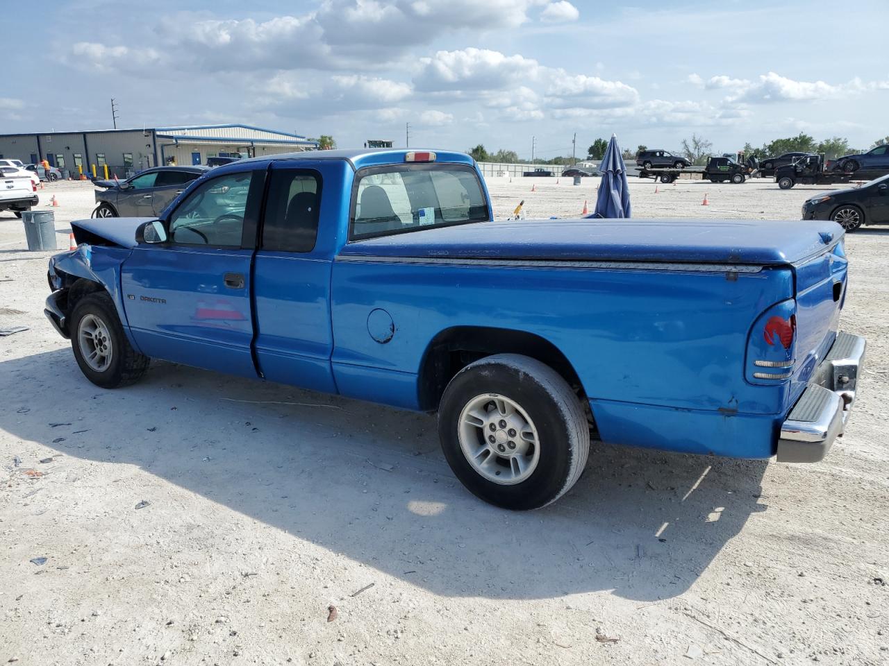 Photo 1 VIN: 1B7GL22X0YS632895 - DODGE DAKOTA 