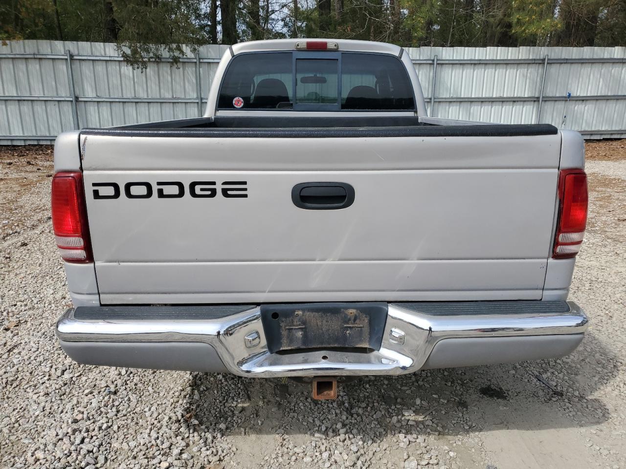 Photo 5 VIN: 1B7GL22X2YS768848 - DODGE DAKOTA 