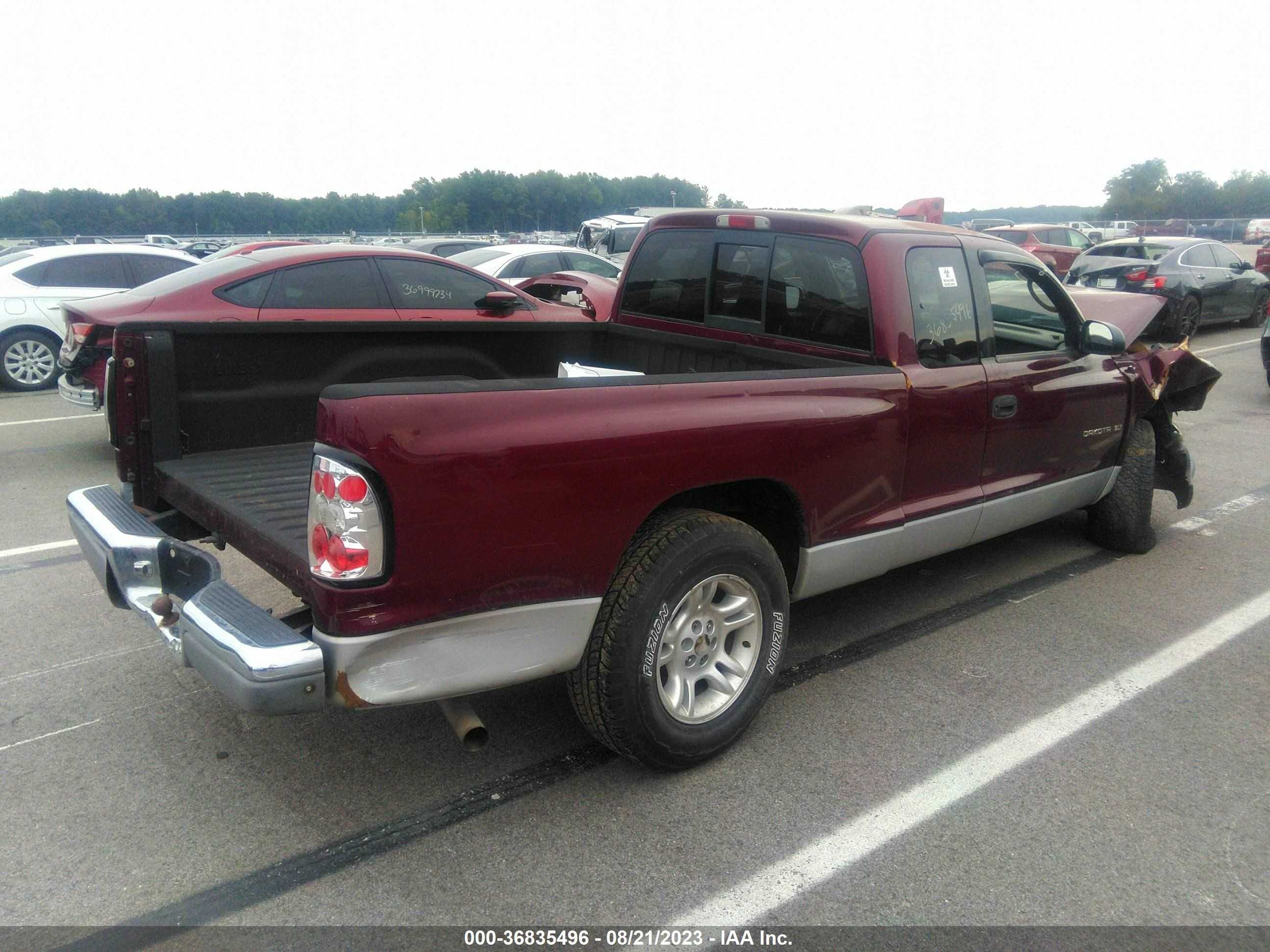 Photo 3 VIN: 1B7GL22X81S148589 - DODGE DAKOTA 