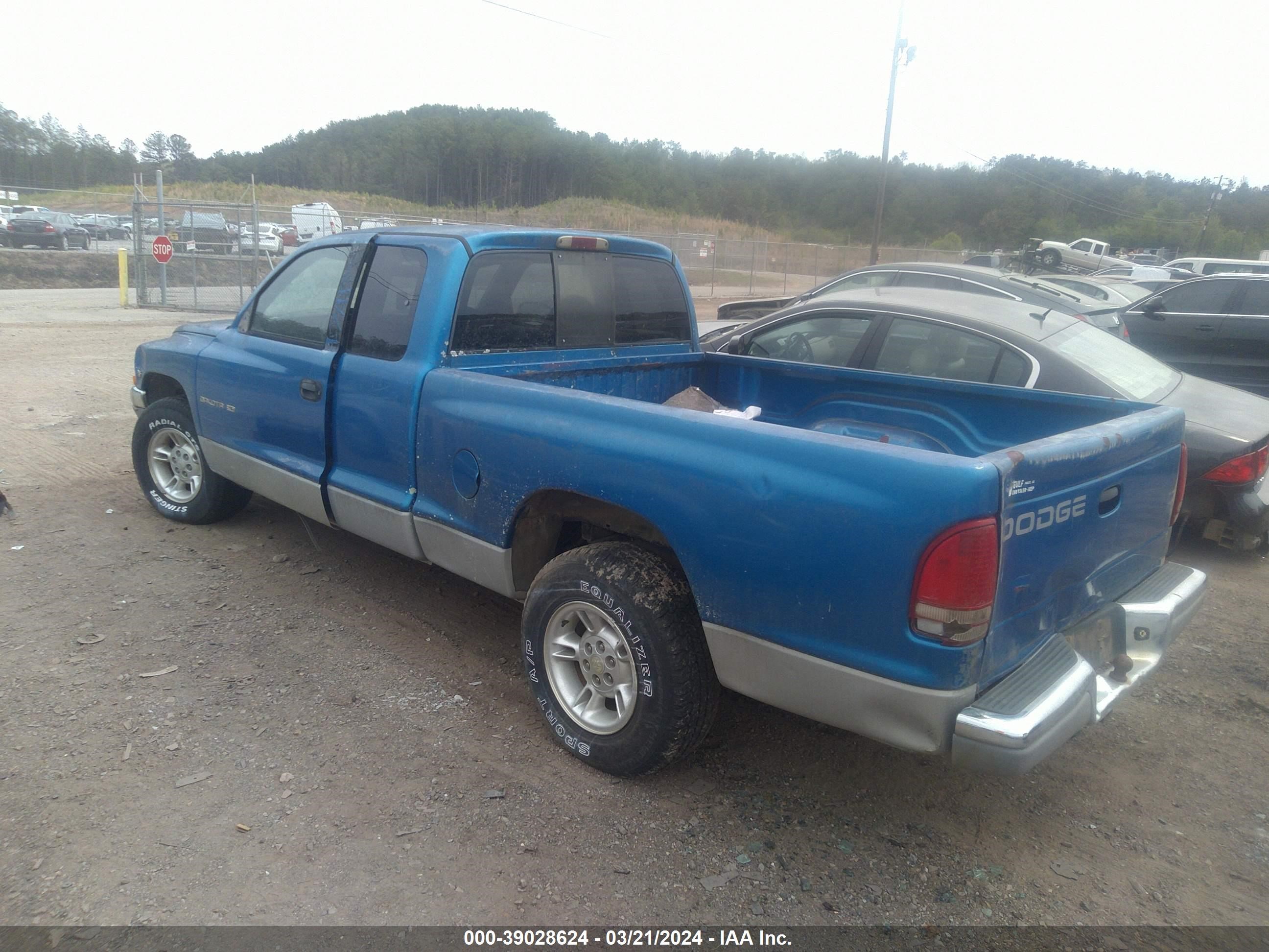 Photo 2 VIN: 1B7GL22X8XS284875 - DODGE DAKOTA 