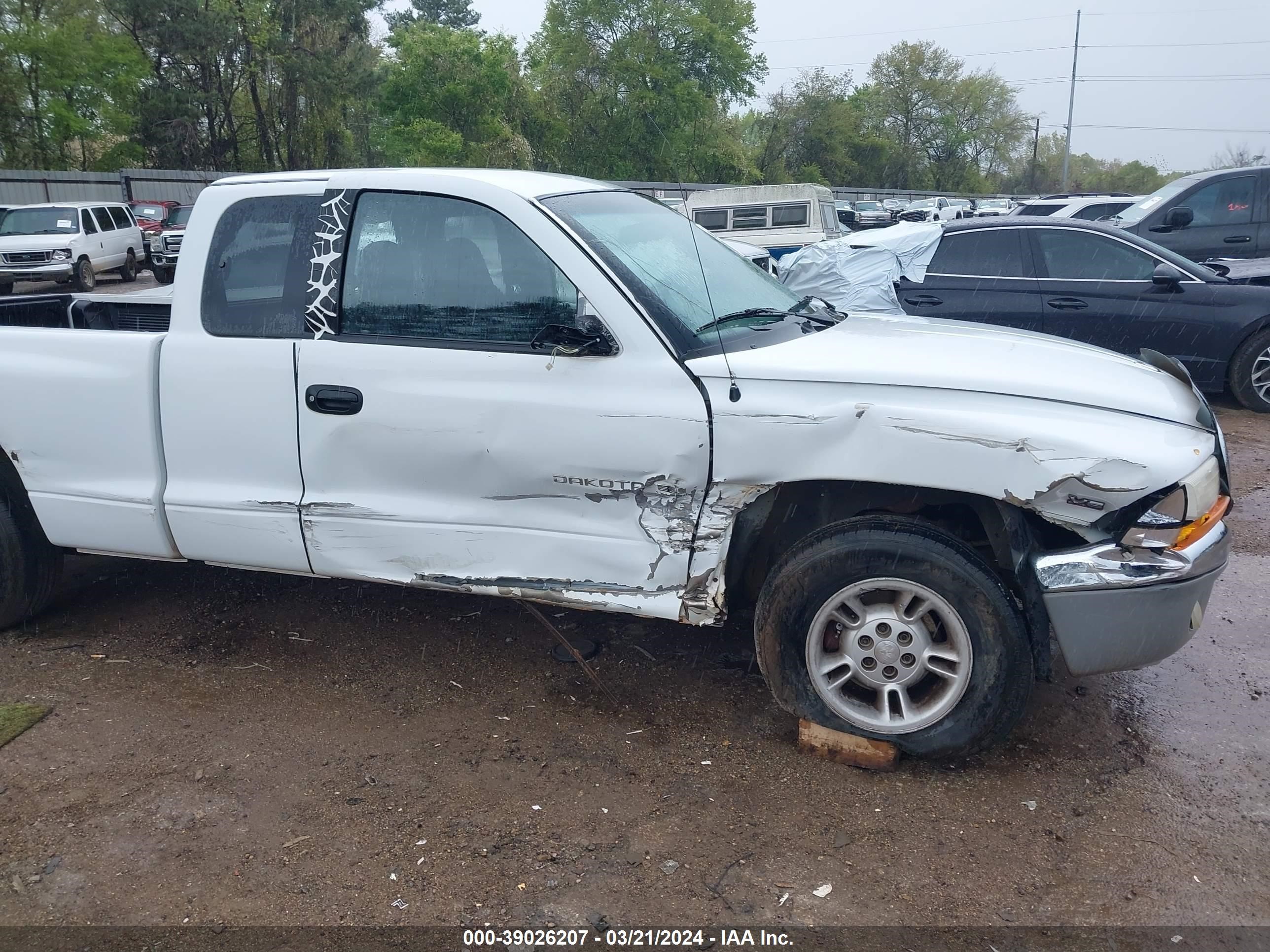 Photo 17 VIN: 1B7GL22X8YS503612 - DODGE DAKOTA 