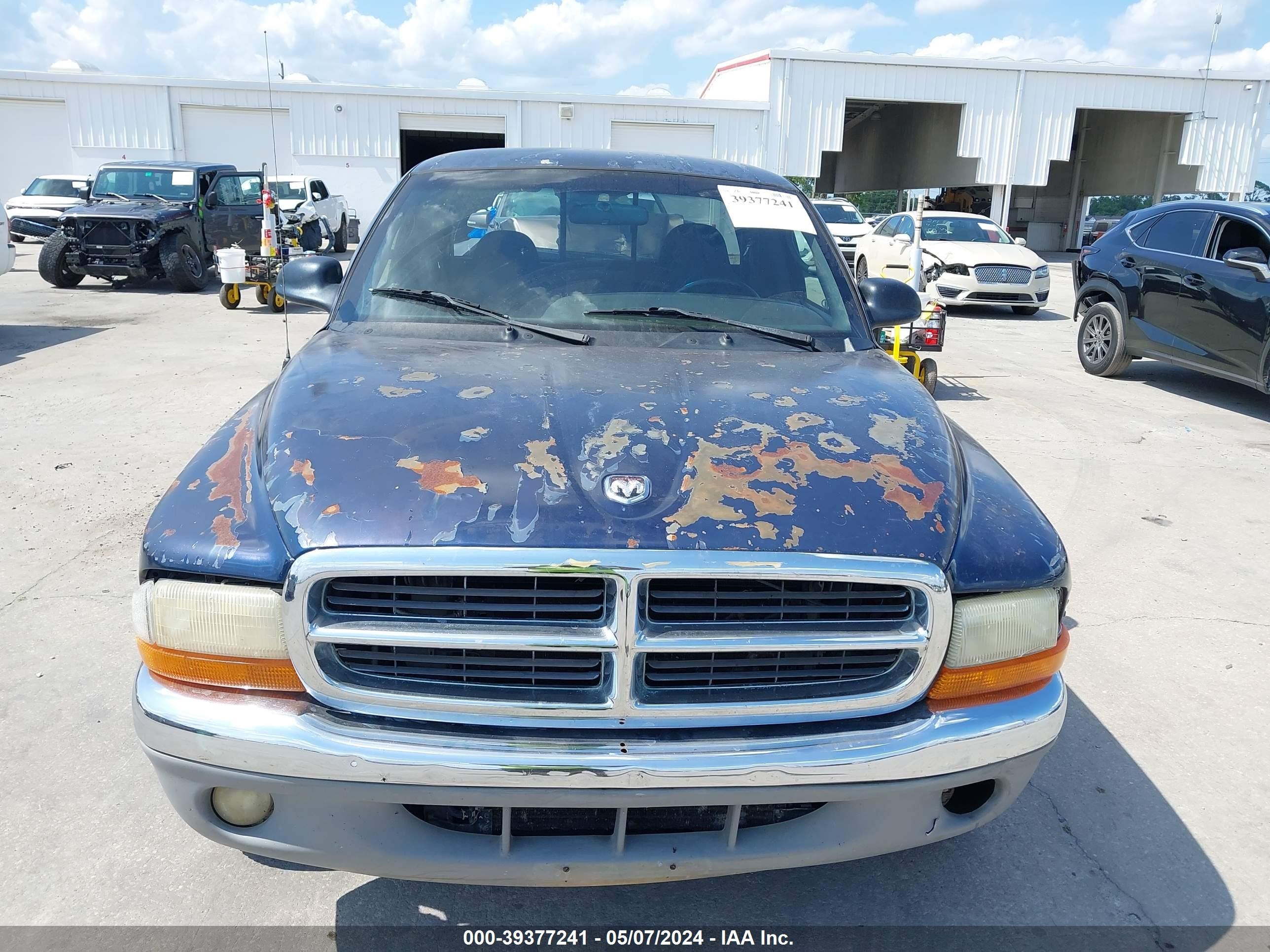 Photo 11 VIN: 1B7GL22X8YS577662 - DODGE DAKOTA 