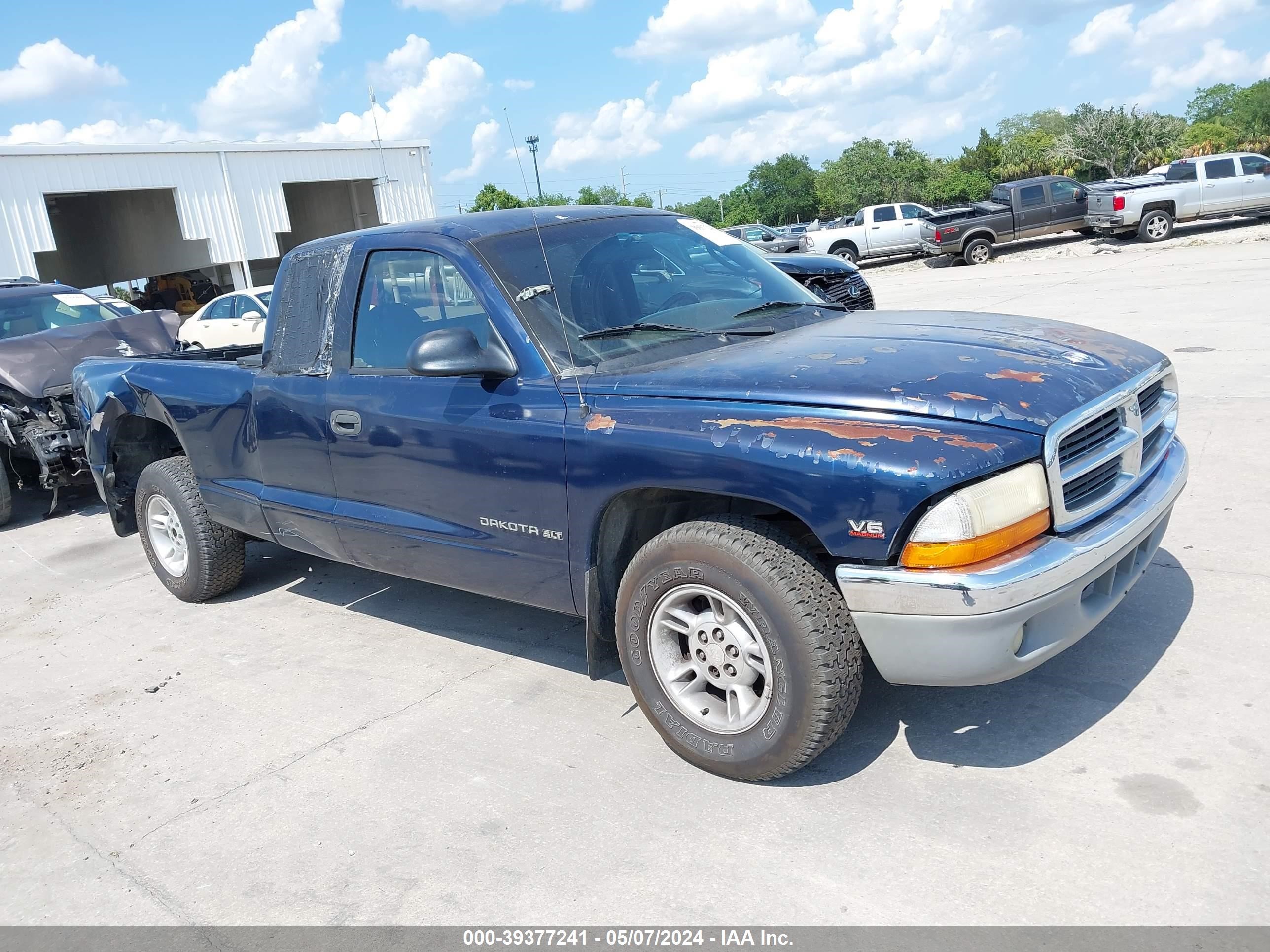 Photo 12 VIN: 1B7GL22X8YS577662 - DODGE DAKOTA 