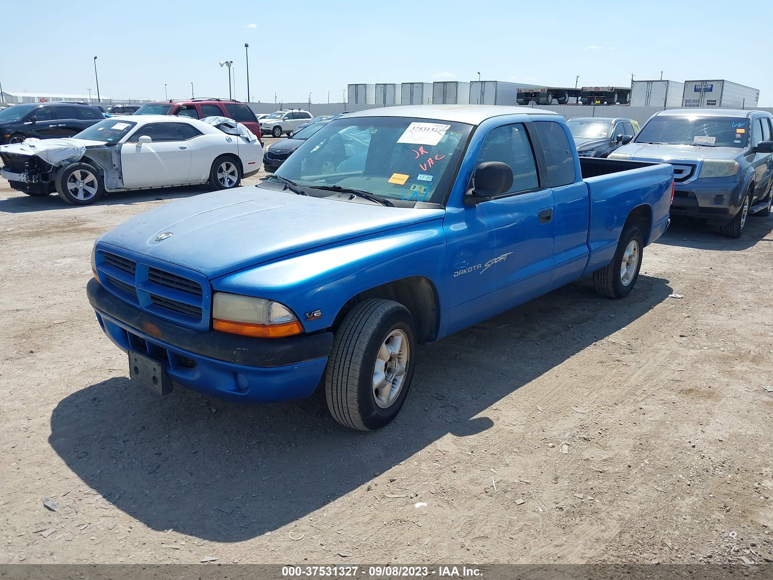 Photo 1 VIN: 1B7GL22X8YS592713 - DODGE DAKOTA 