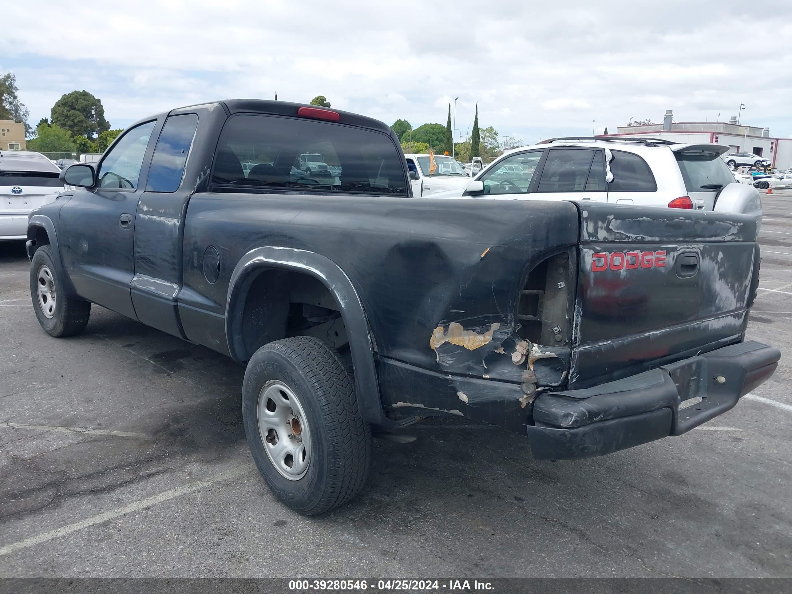 Photo 2 VIN: 1B7GL23X2VS268134 - DODGE DAKOTA 