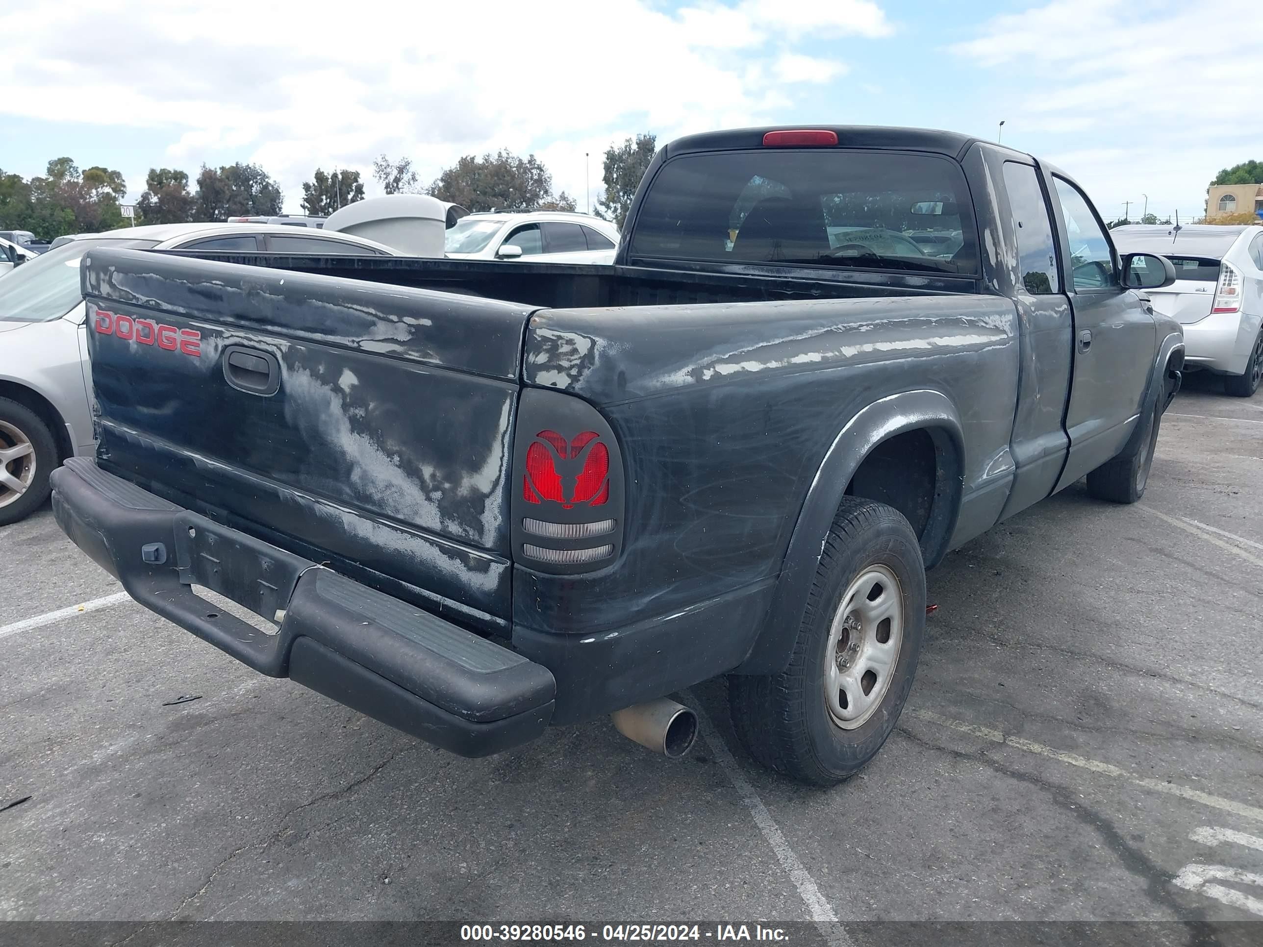 Photo 3 VIN: 1B7GL23X2VS268134 - DODGE DAKOTA 