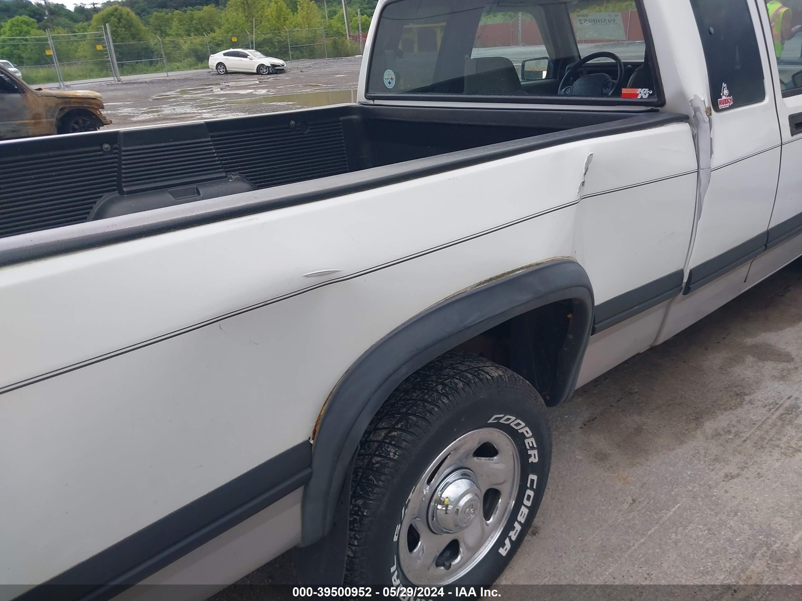 Photo 12 VIN: 1B7GL23X4TS663820 - DODGE DAKOTA 