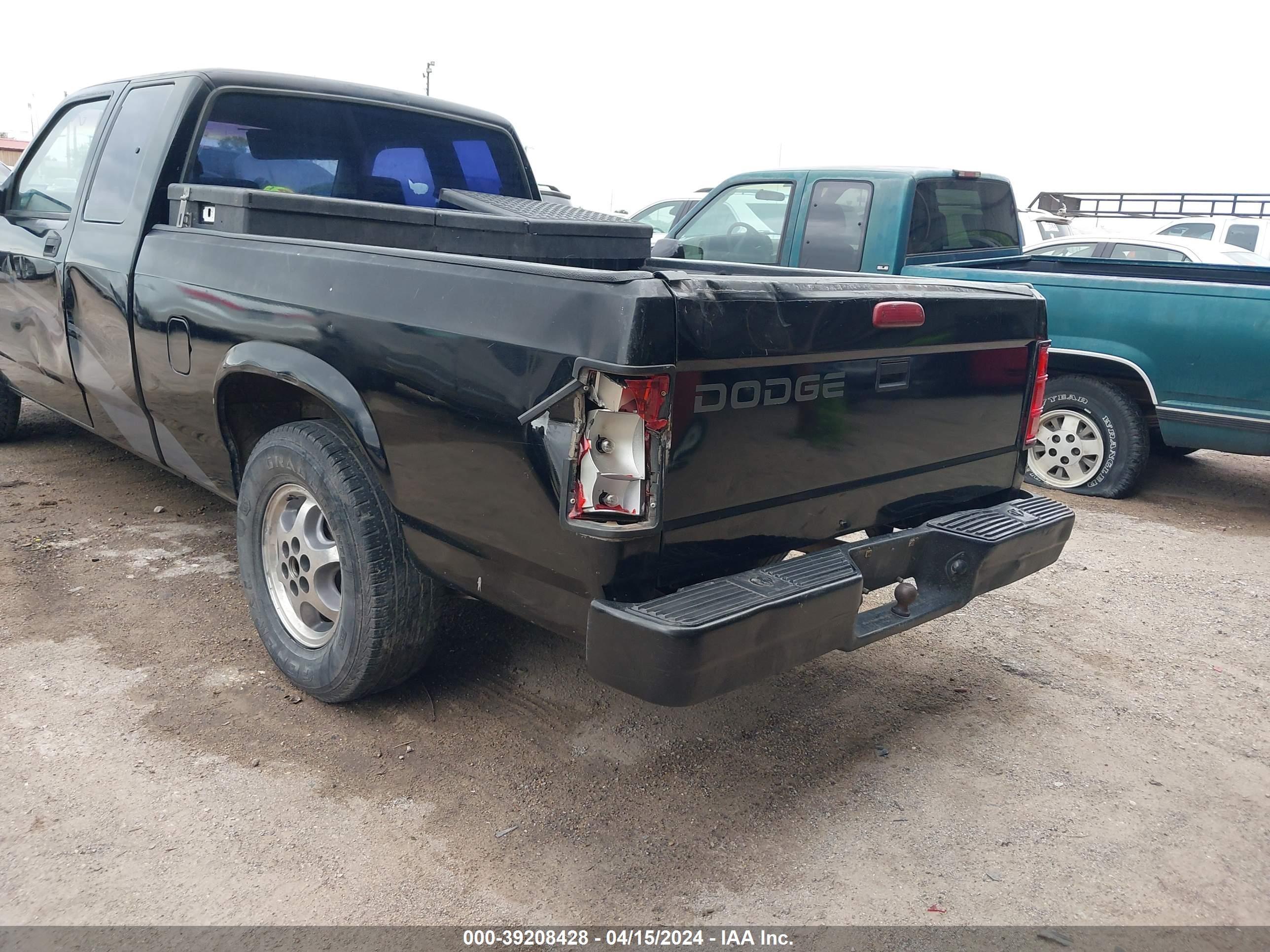 Photo 5 VIN: 1B7GL23X6TS583080 - DODGE DAKOTA 