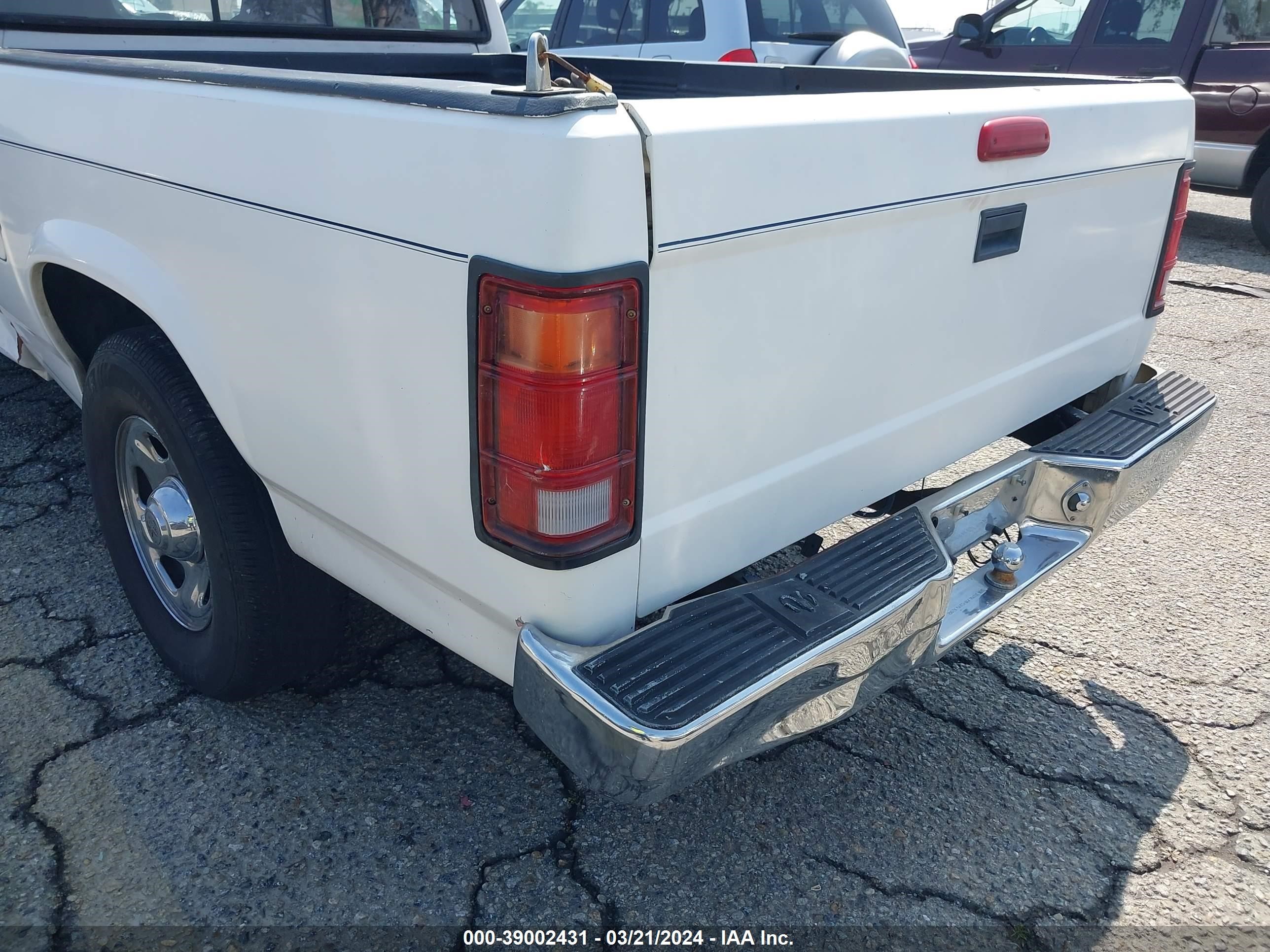 Photo 19 VIN: 1B7GL23Y9SW947198 - DODGE DAKOTA 