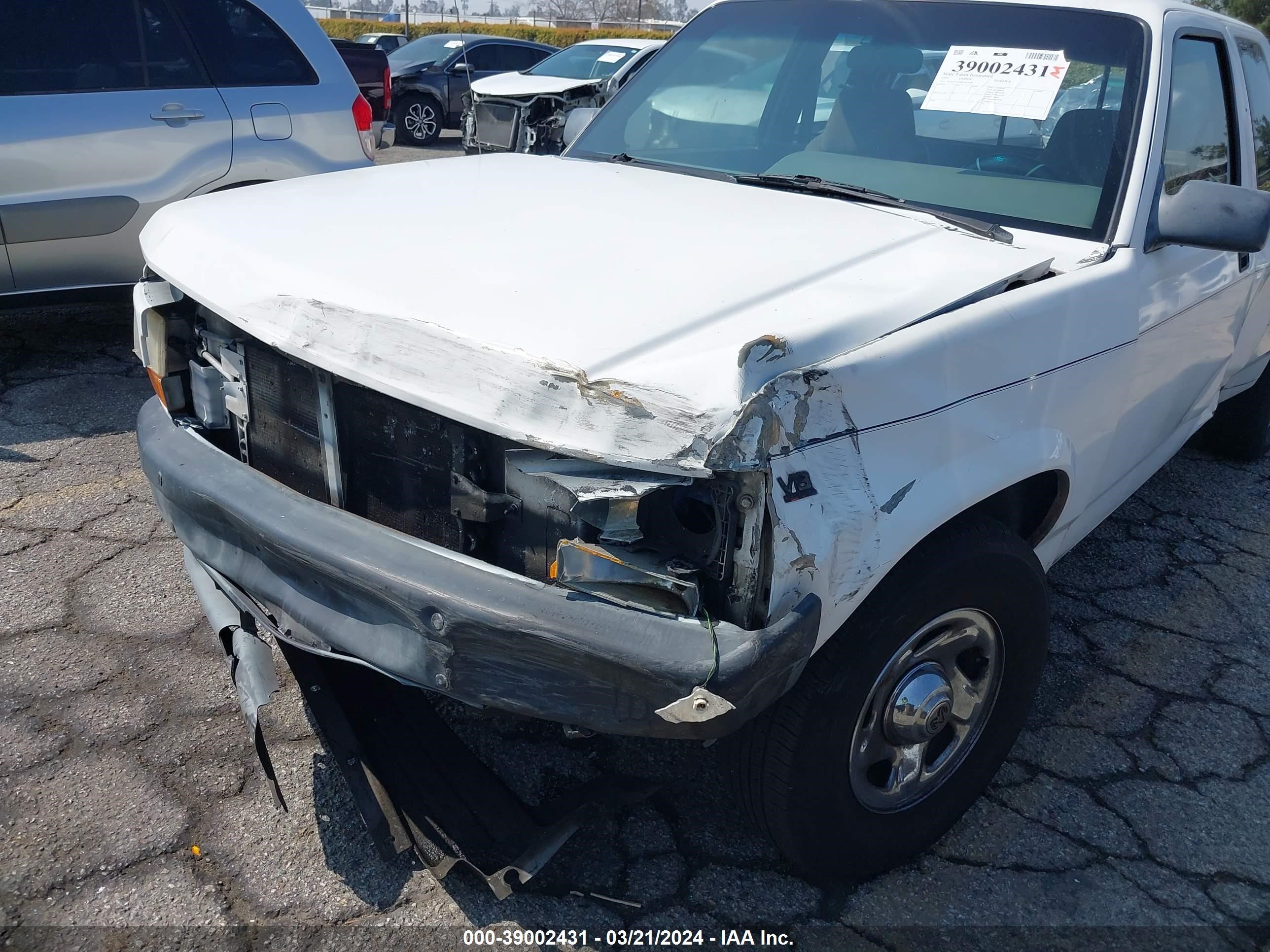 Photo 5 VIN: 1B7GL23Y9SW947198 - DODGE DAKOTA 