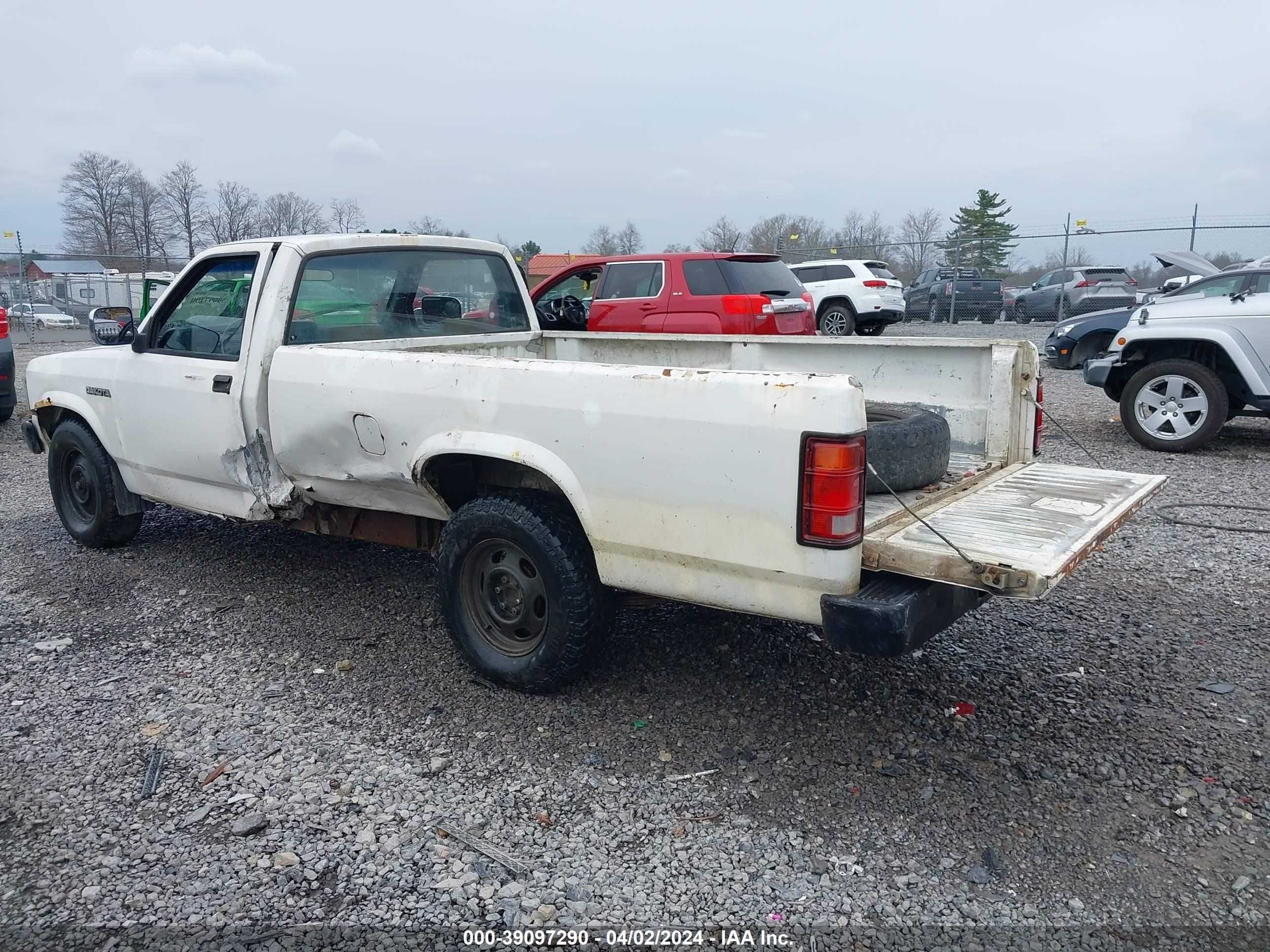 Photo 2 VIN: 1B7GL26X4PS197694 - DODGE DAKOTA 