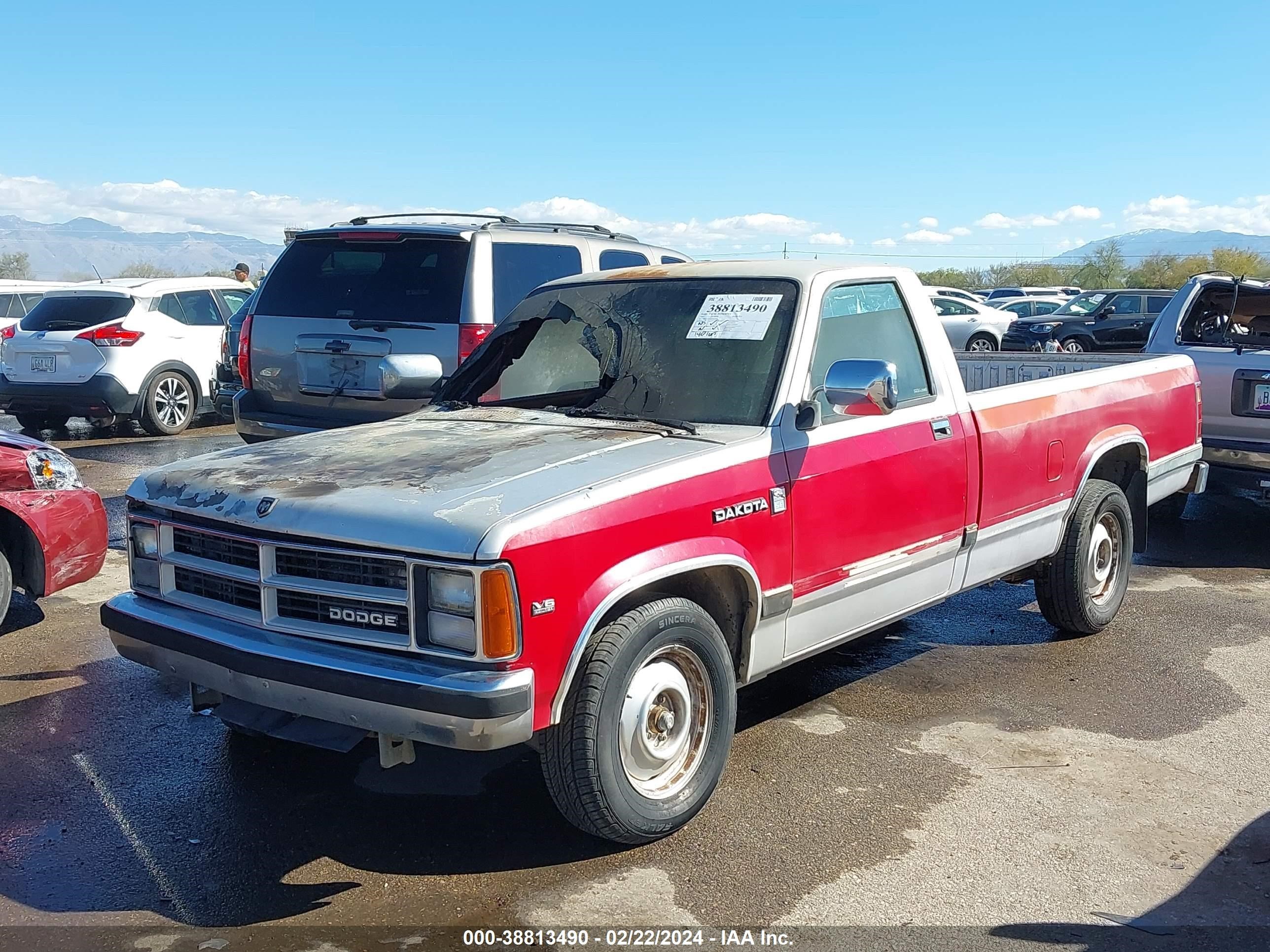 Photo 1 VIN: 1B7GL26X6KS156945 - DODGE DAKOTA 