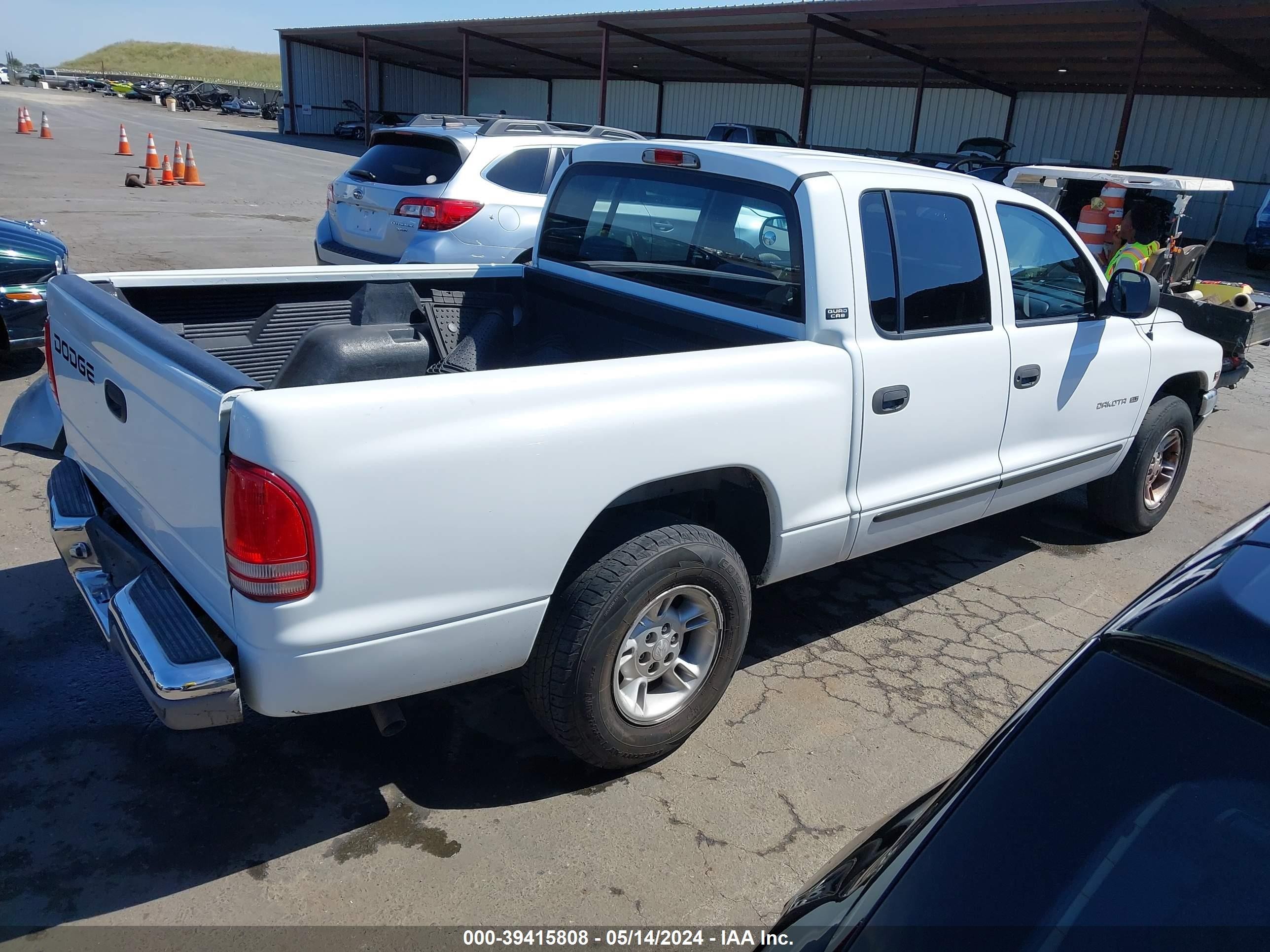 Photo 3 VIN: 1B7GL2AN1YS717745 - DODGE DAKOTA 