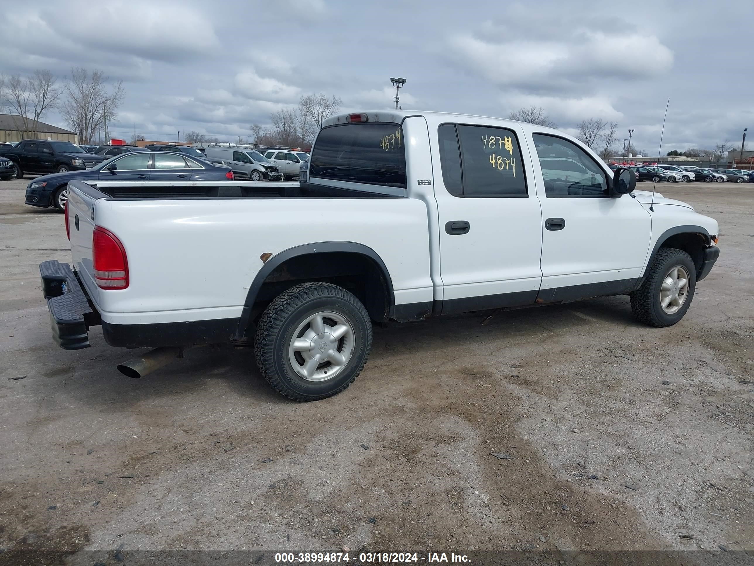 Photo 3 VIN: 1B7GL2AN8YS680029 - DODGE DAKOTA 