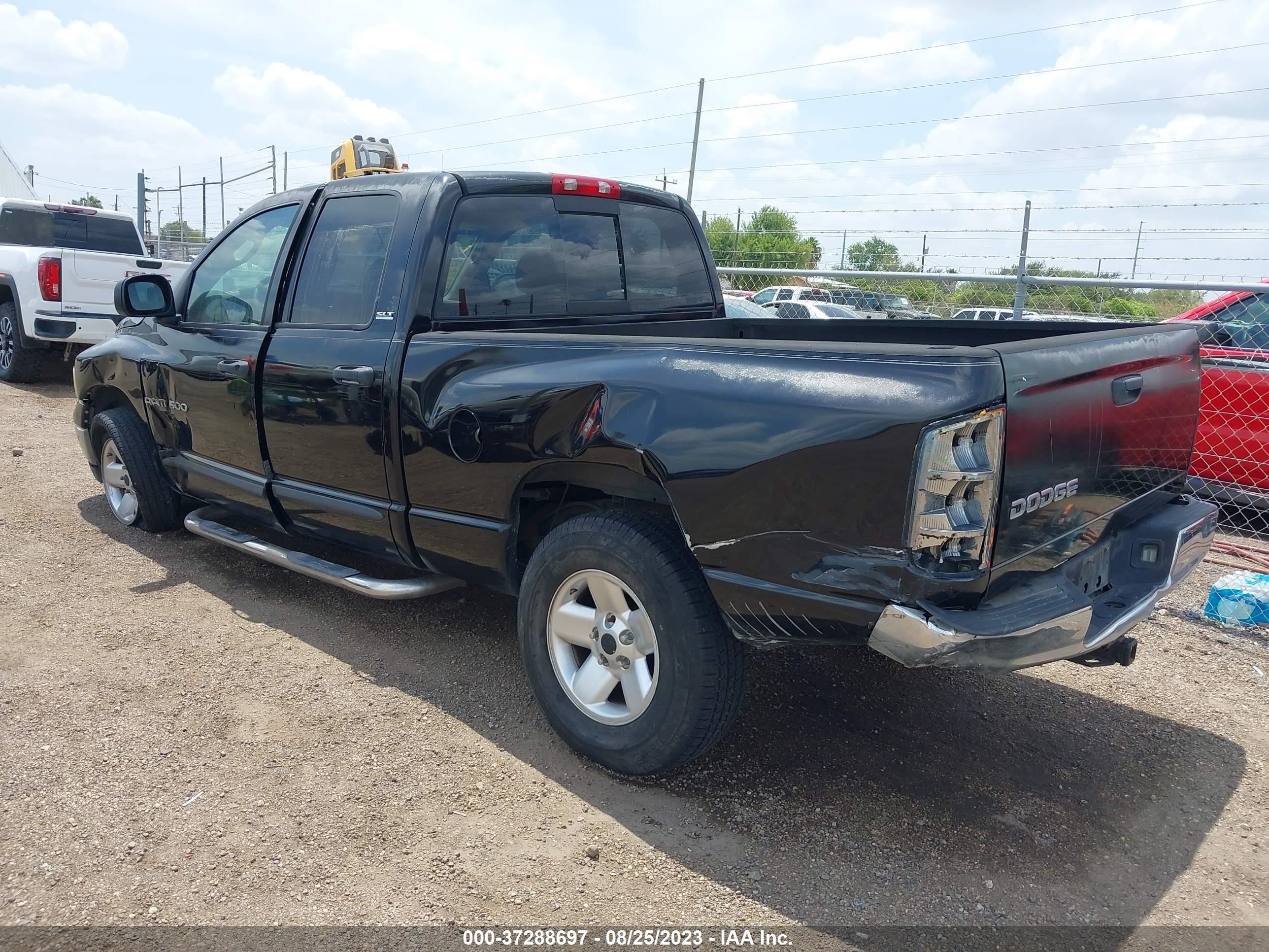 Photo 2 VIN: 1B7HA18N42J101173 - DODGE RAM 