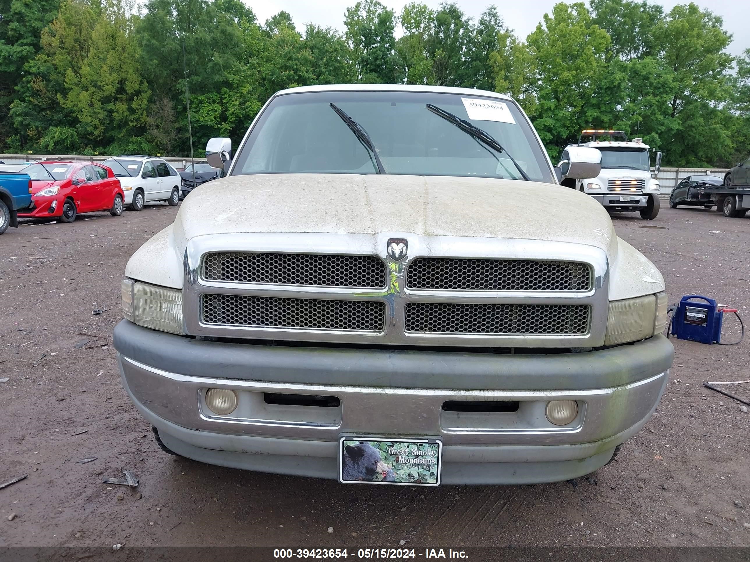 Photo 5 VIN: 1B7HC13Y0VJ549118 - DODGE RAM 