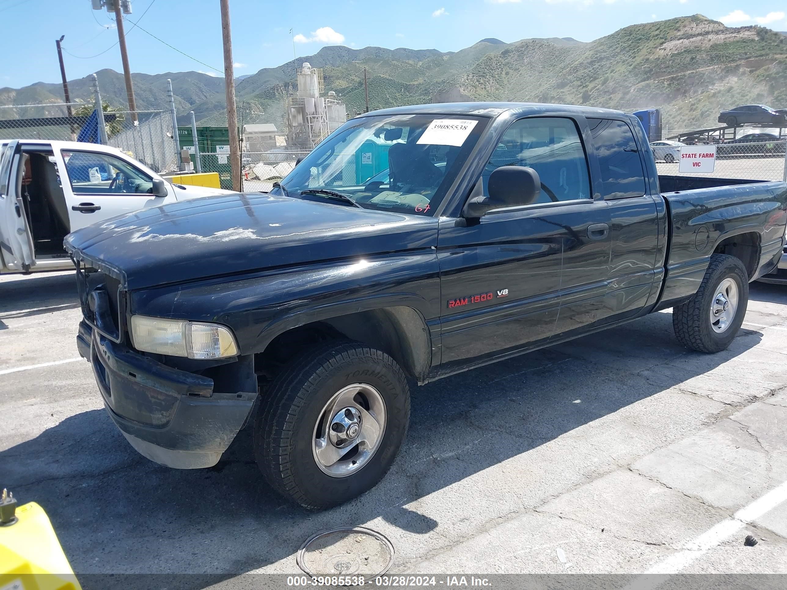 Photo 1 VIN: 1B7HC13Y1WJ184904 - DODGE RAM 