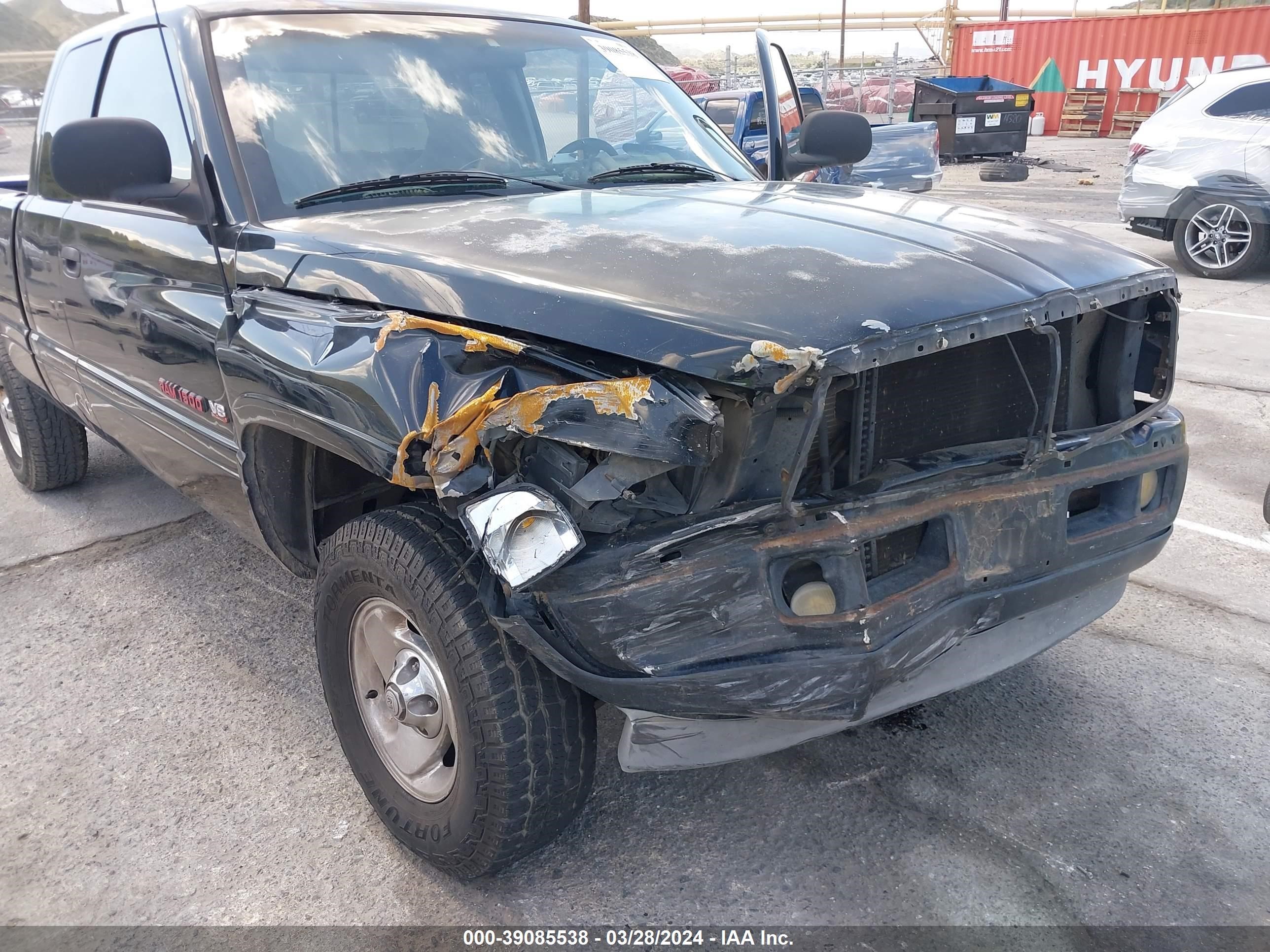 Photo 5 VIN: 1B7HC13Y1WJ184904 - DODGE RAM 