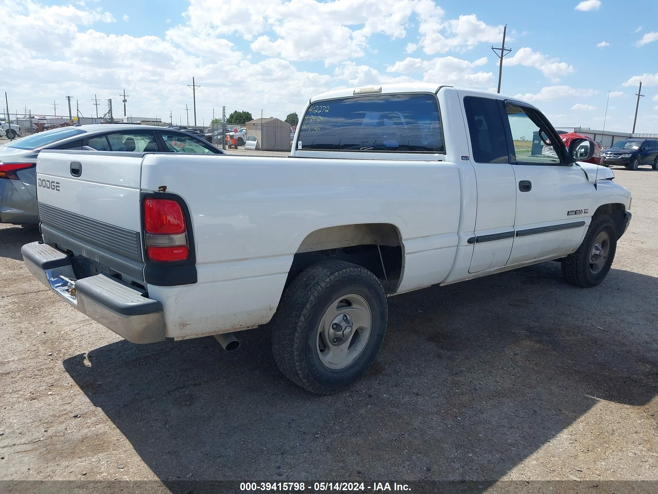 Photo 3 VIN: 1B7HC13Y51J286697 - DODGE RAM 