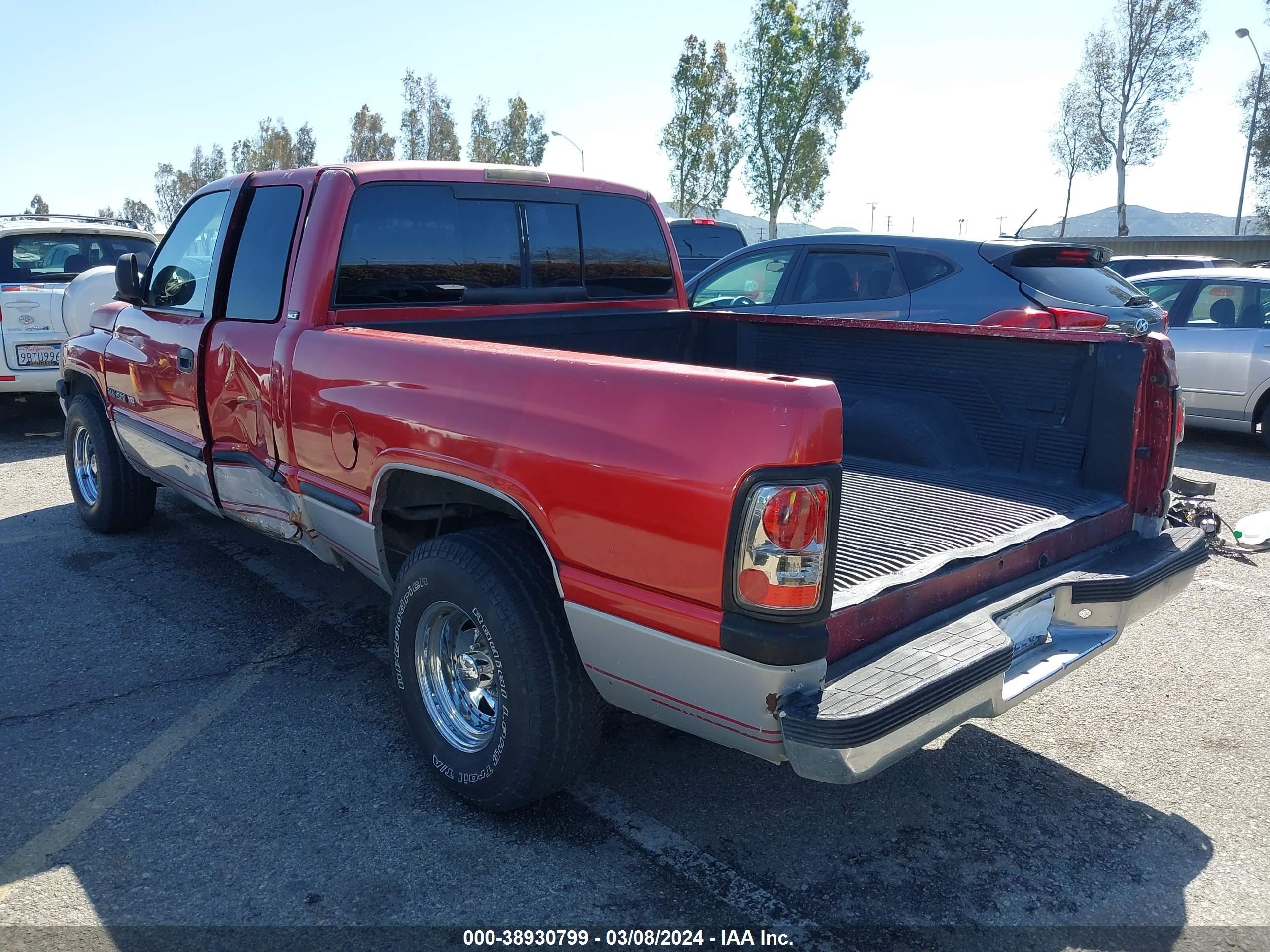 Photo 2 VIN: 1B7HC13Y5WJ190785 - DODGE RAM 