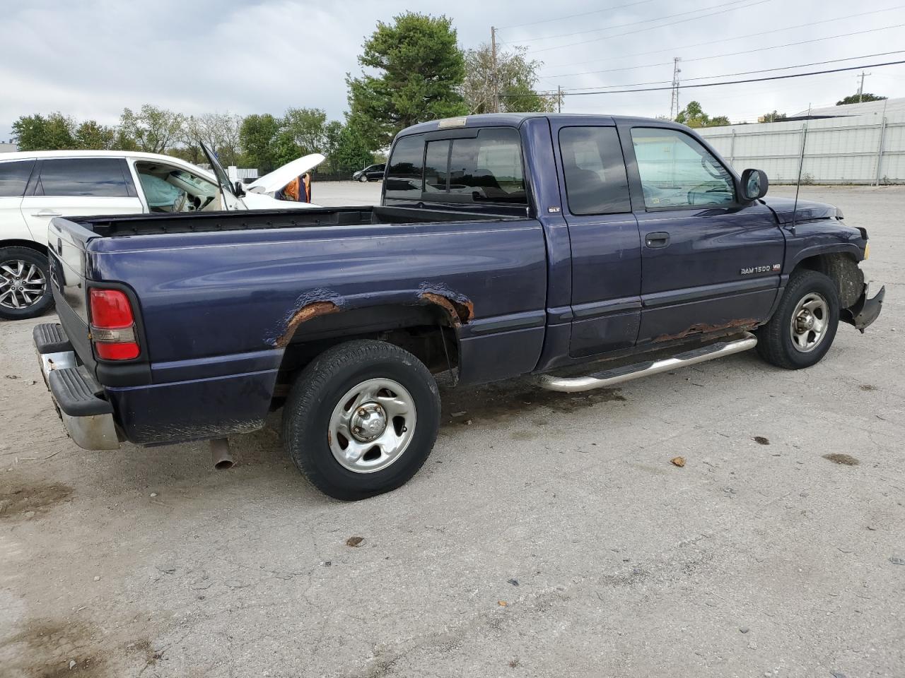 Photo 2 VIN: 1B7HC13Y8WJ166321 - DODGE RAM 