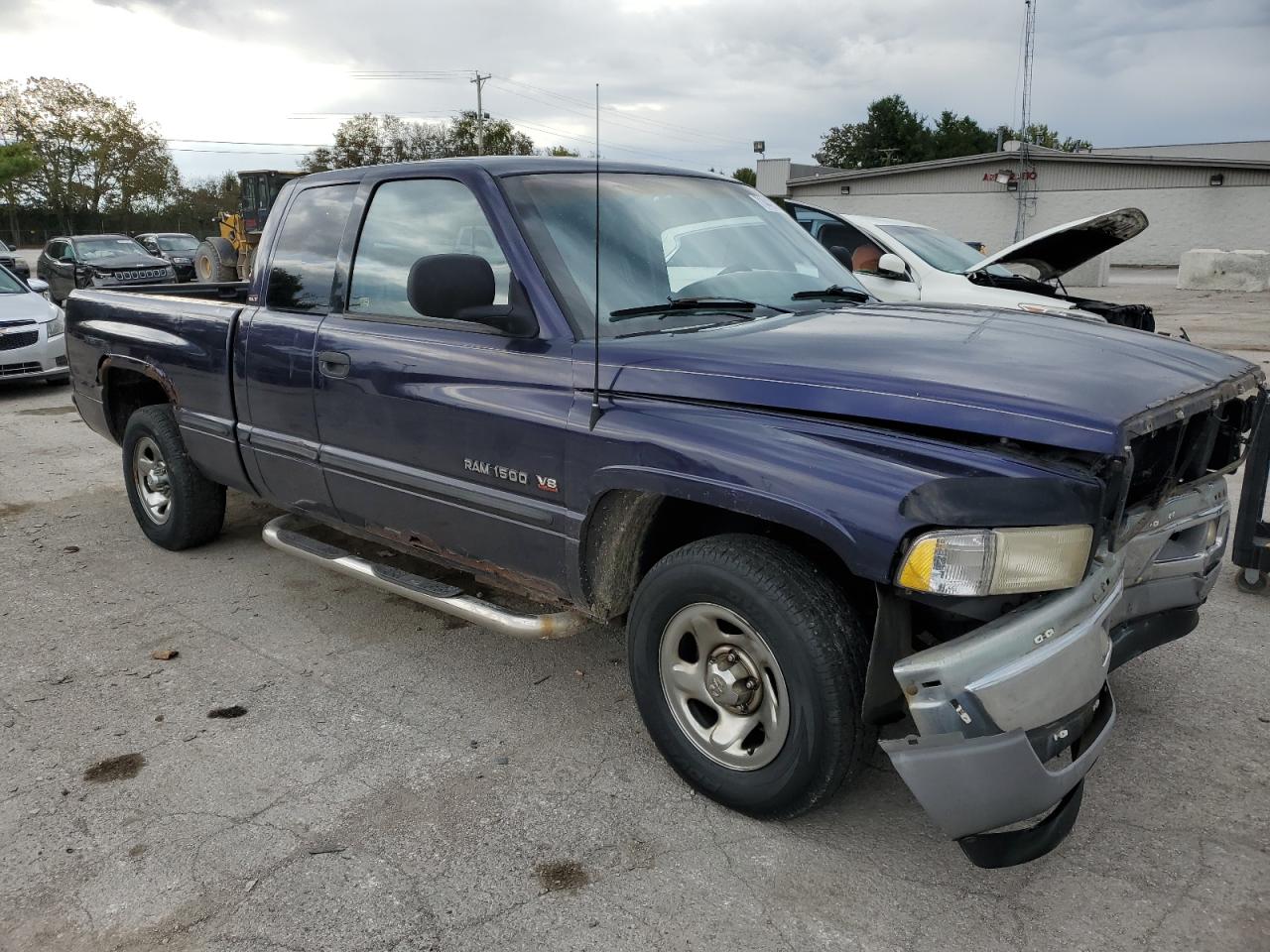 Photo 3 VIN: 1B7HC13Y8WJ166321 - DODGE RAM 