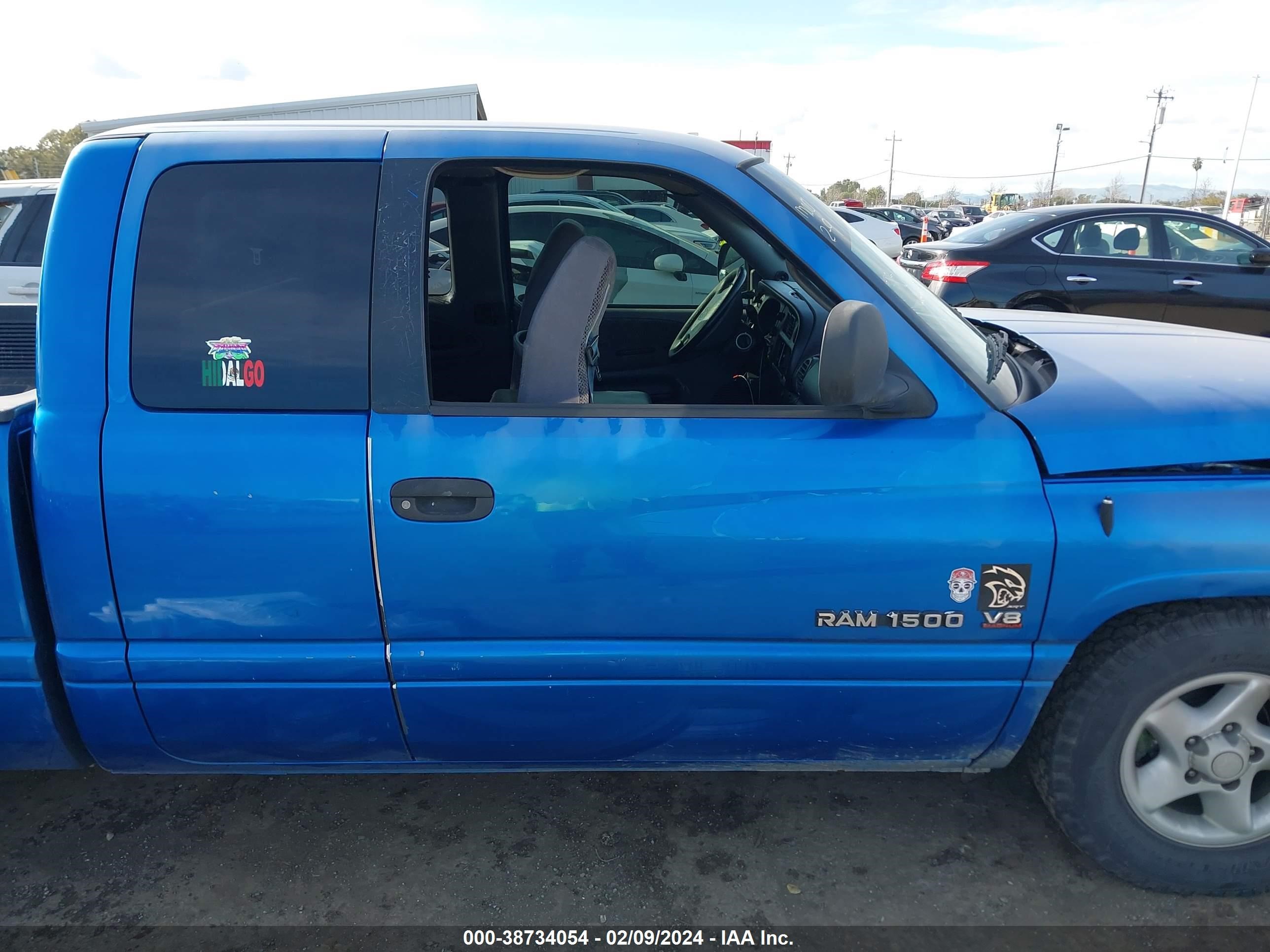 Photo 12 VIN: 1B7HC13Y9WJ209533 - DODGE RAM 