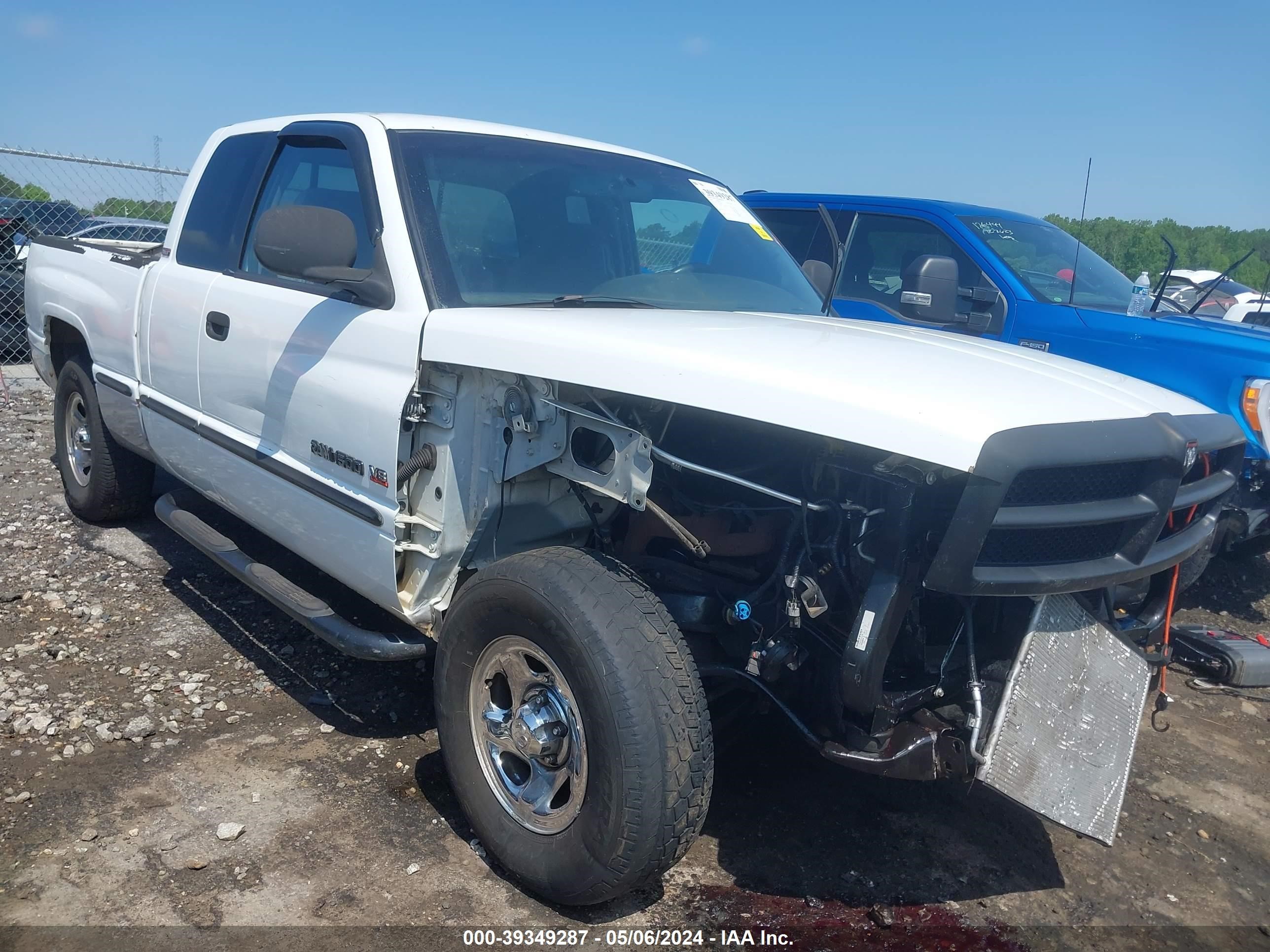 Photo 0 VIN: 1B7HC13Z1WJ181915 - DODGE RAM 