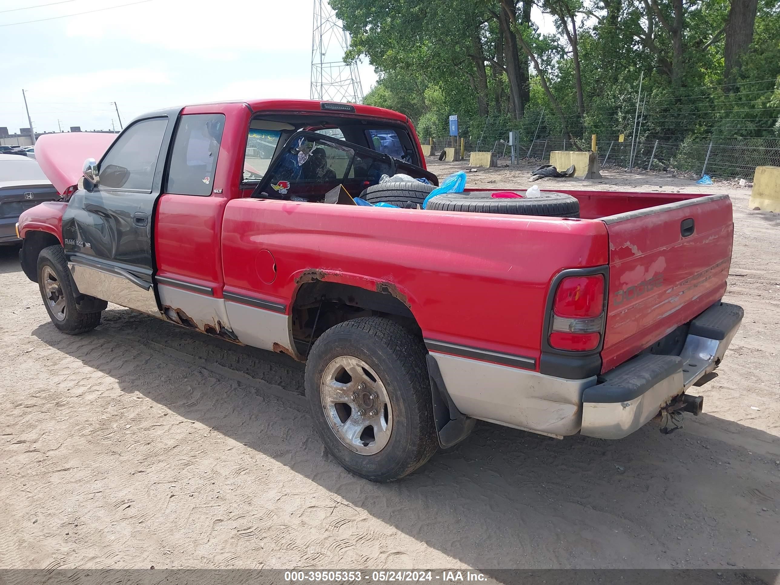 Photo 2 VIN: 1B7HC13Z3TJ139290 - DODGE RAM 