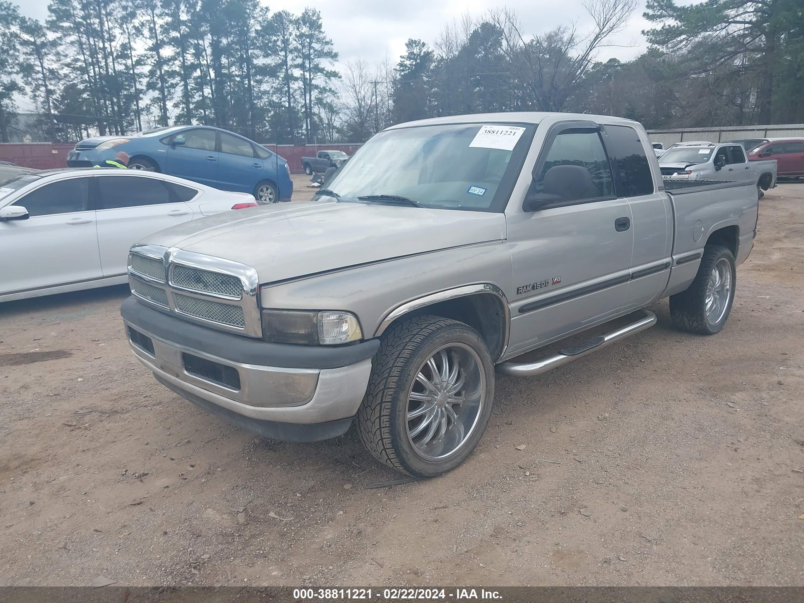 Photo 1 VIN: 1B7HC13Z3WJ171807 - DODGE RAM 