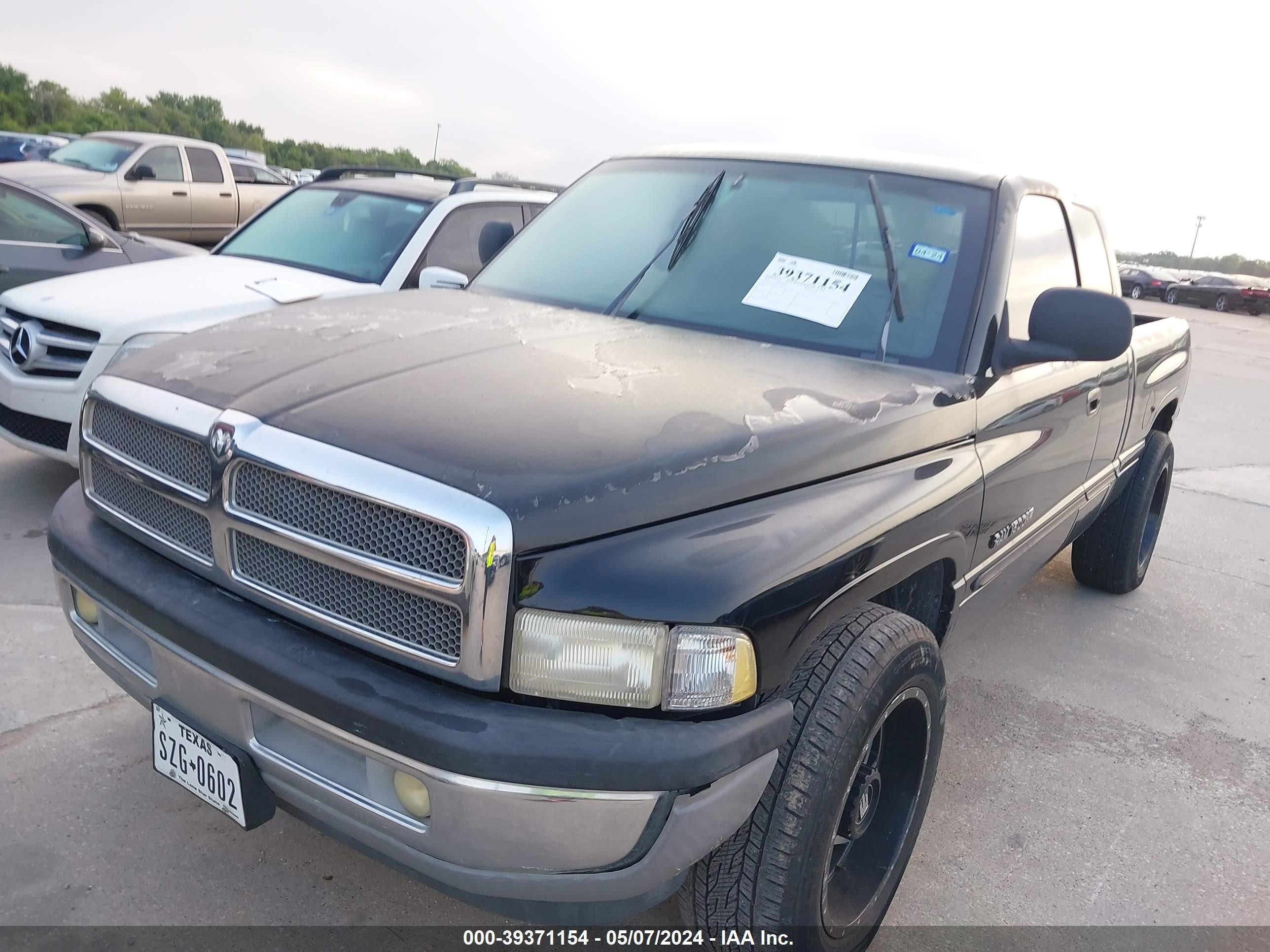 Photo 1 VIN: 1B7HC13Z51J249271 - DODGE RAM 