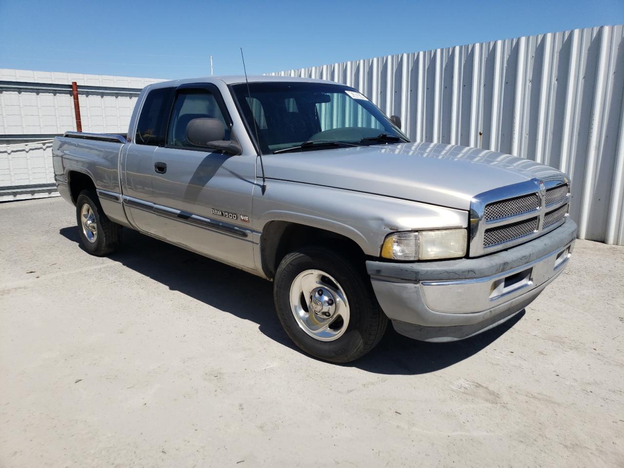 Photo 3 VIN: 1B7HC13Z5WJ237063 - DODGE RAM 